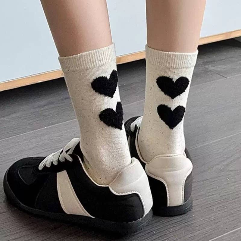 Heart Pattern Socks: Love