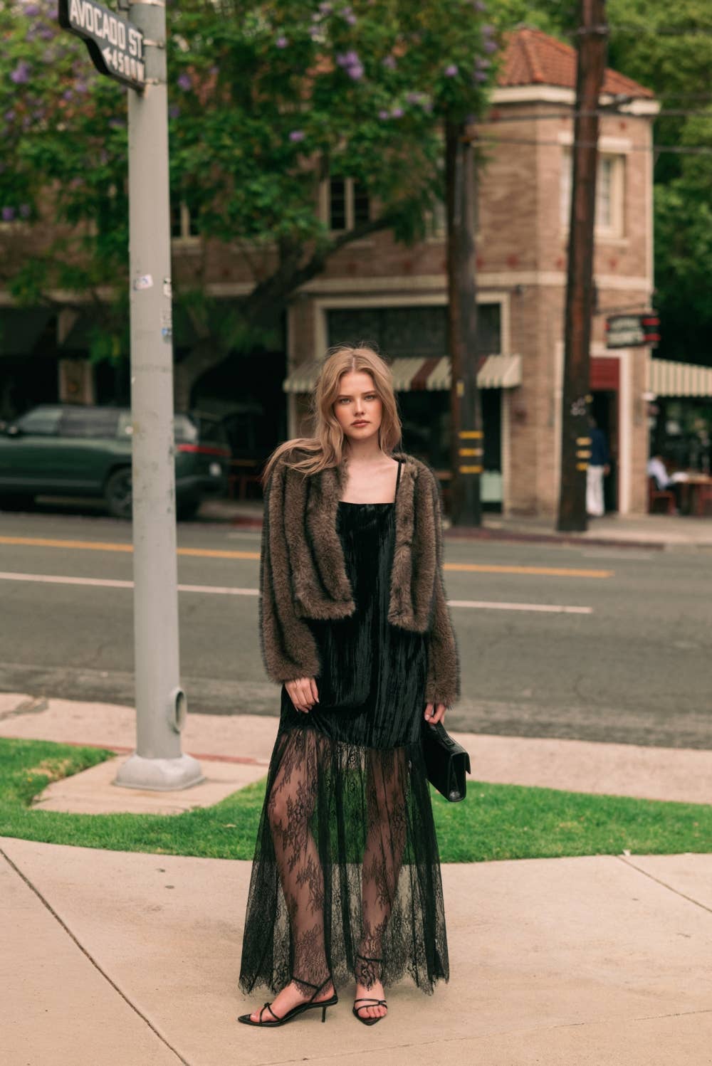 TEXTURED VELVET AND LACE COMBO MAXI DRESS: BLACK