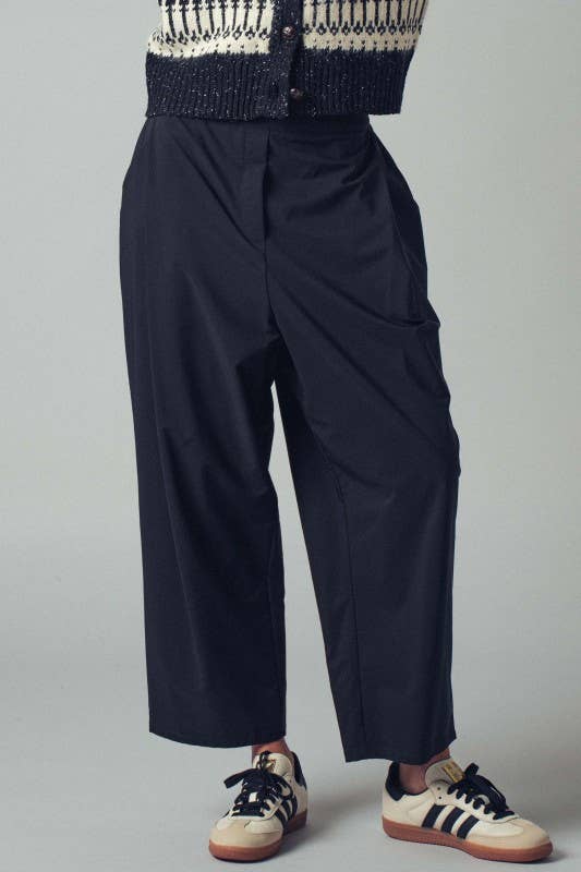 Wide-Leg Cropped Utility Pants: BLACK