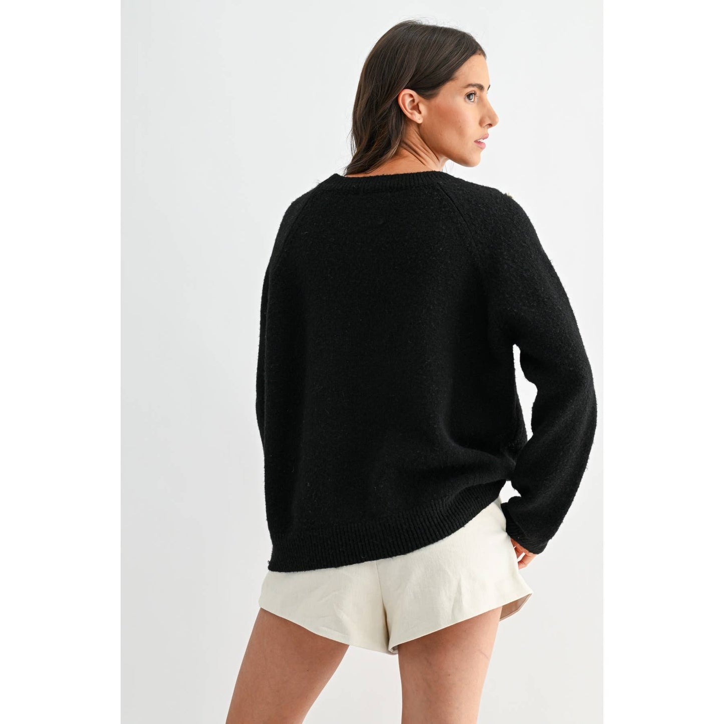 BLACK EMBROIDERED FLORAL SWEATER: BLACK