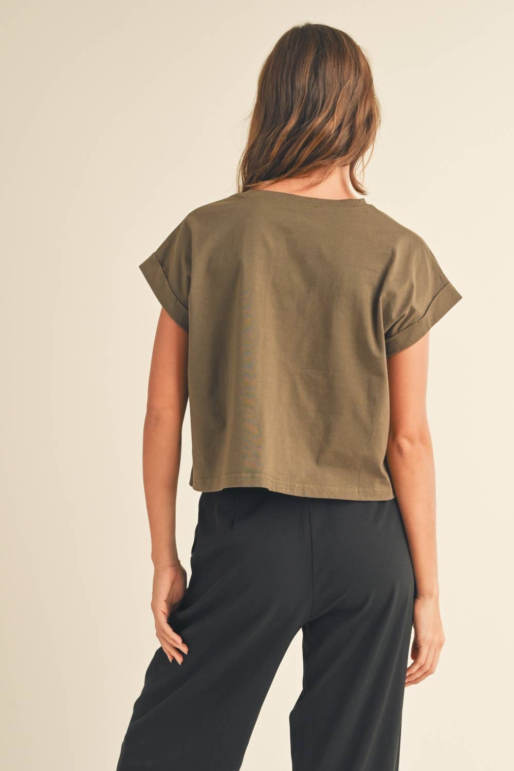 ROUND NECK CUFFED SLEEVE TOP: OLIVE GREY