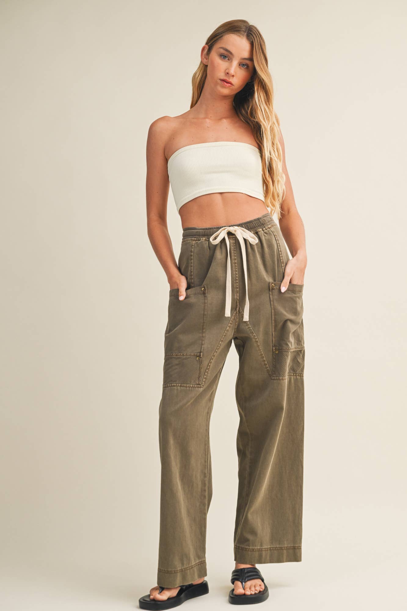 Drawstring Waist Wide Leg Utility Trouser: BURNT MOSS