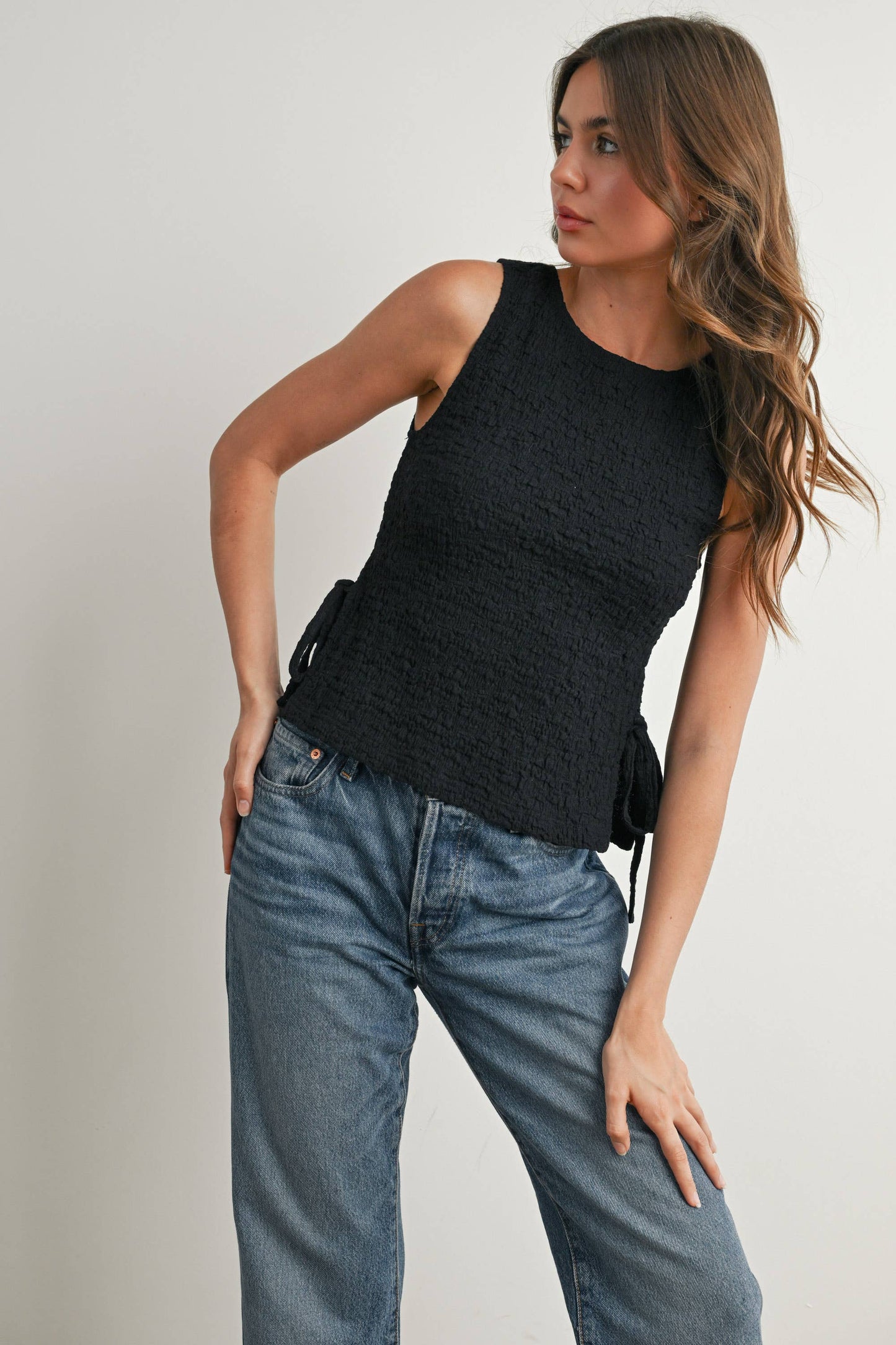 Crimson Texture Tie-Top: Black / M