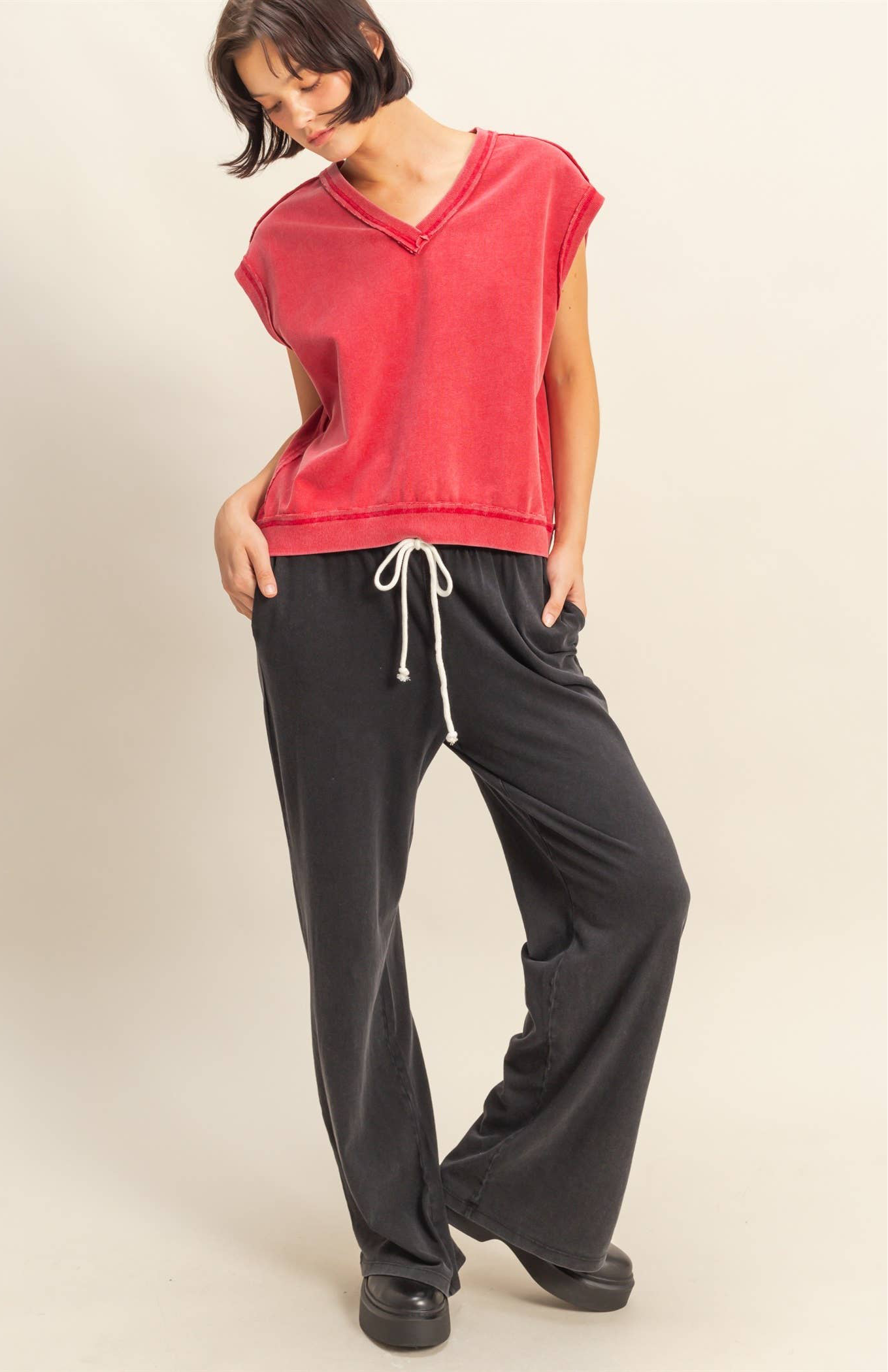 Mineral Washed Drawstring Waist Relaxed Pants: BLACK