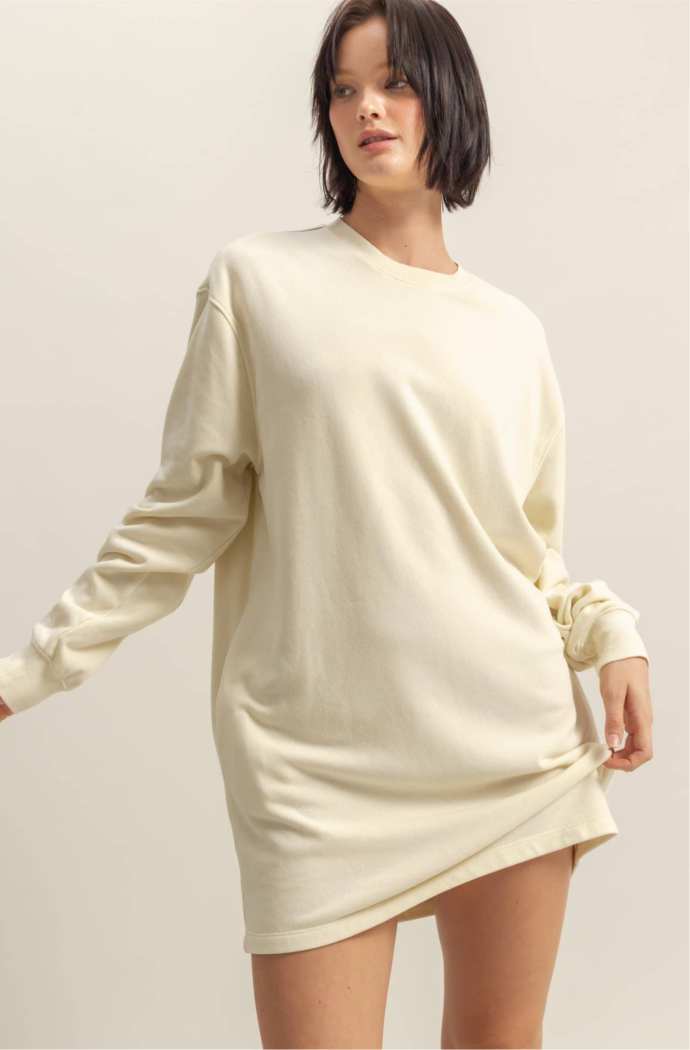 Tilly Long Sleeve Oversized Mini Dress: CREAM