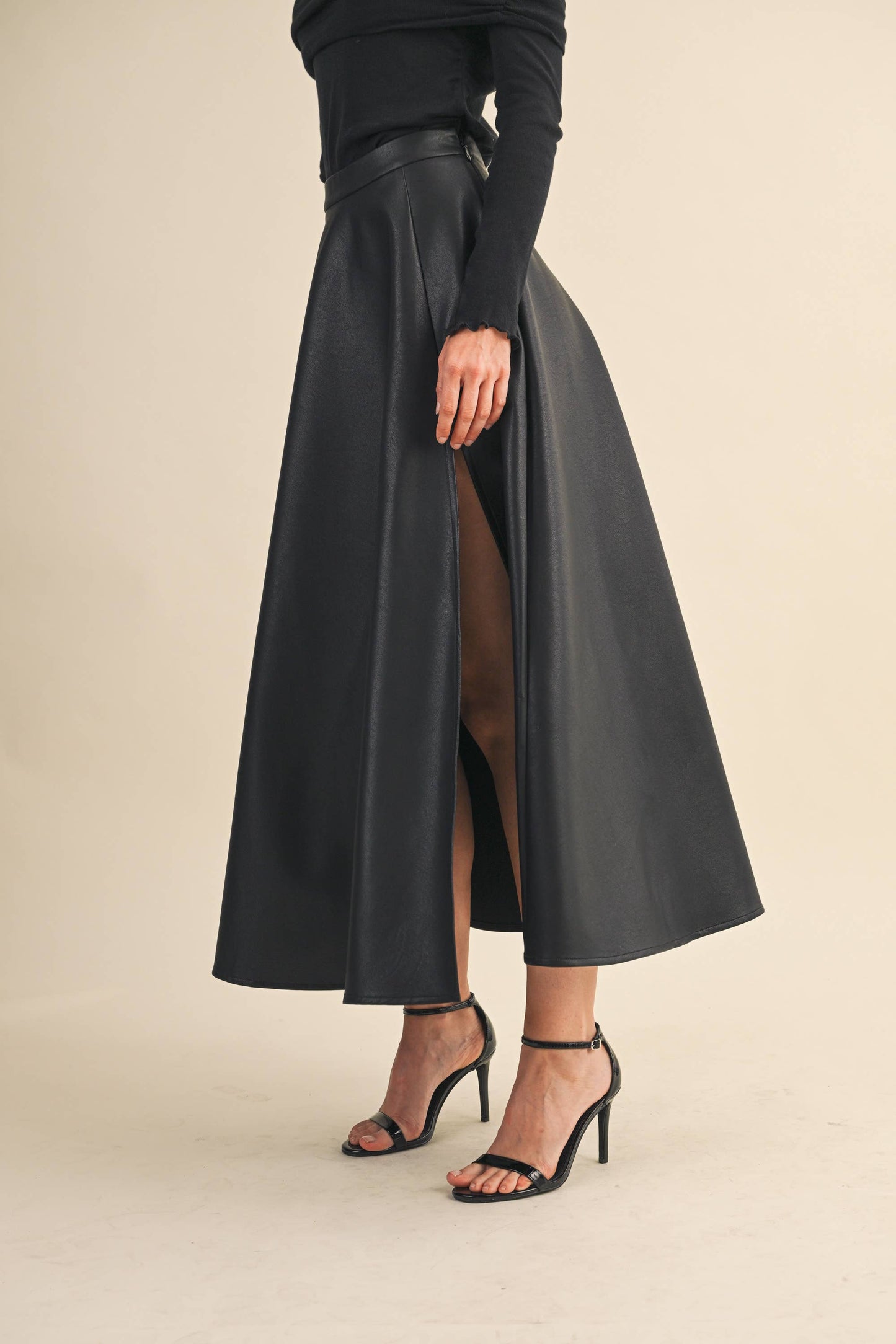 LEATHER A-LINE MAXI SKIRT WITH HIGH SLIT: Black