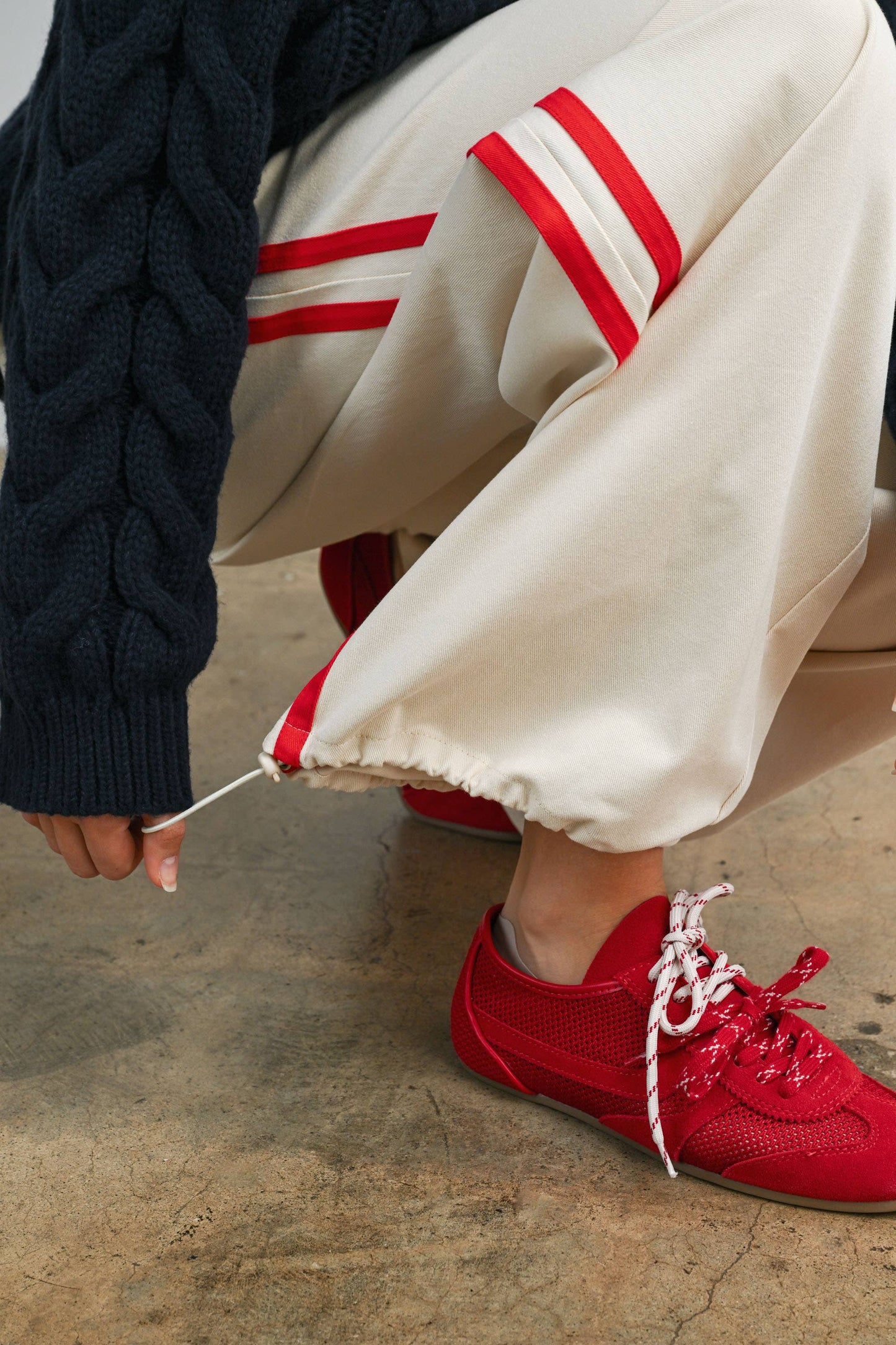 Striped Wide-Leg Drawstring Track Pants: IVORY / RED