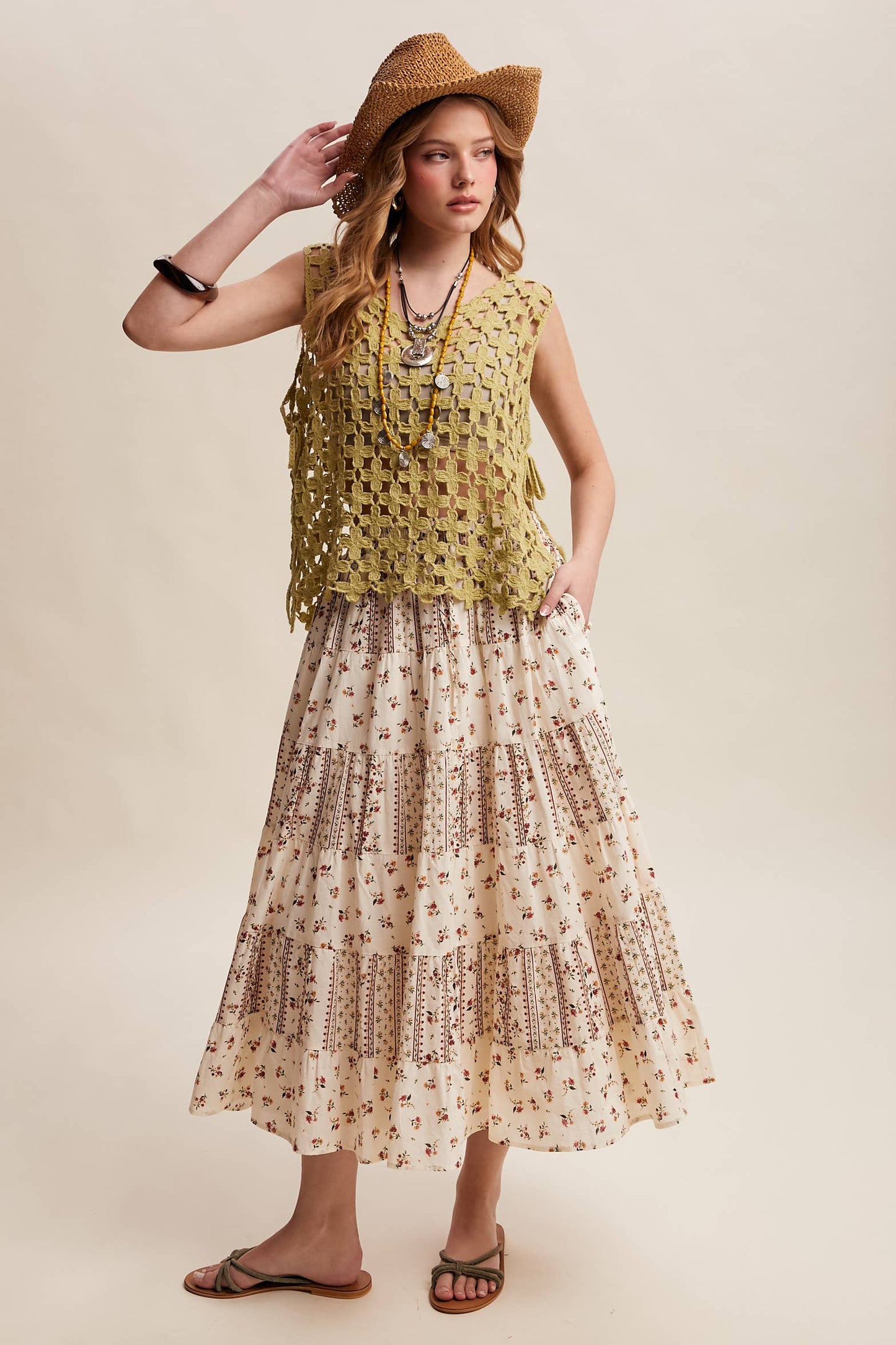 Flower Crochet Sleeveless Tank: Light Green