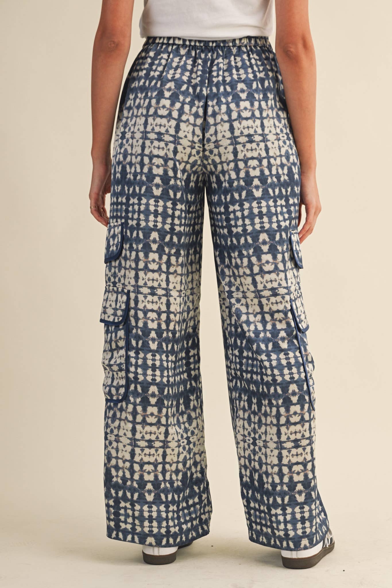 SATIN PRINTED WIDE LEG CARGO PANTS MP4163: Denim Navy / S