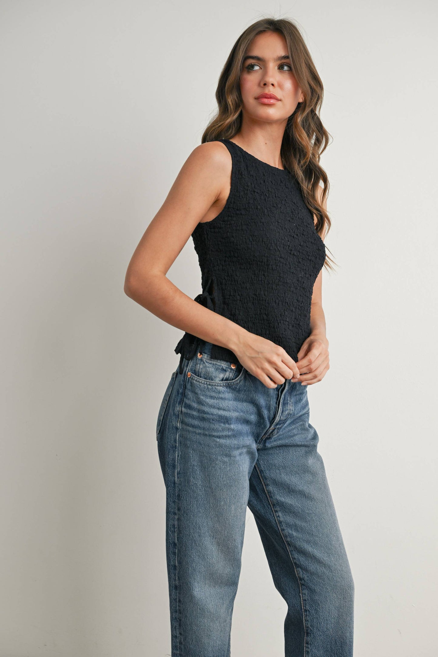 Crimson Texture Tie-Top: Black / M