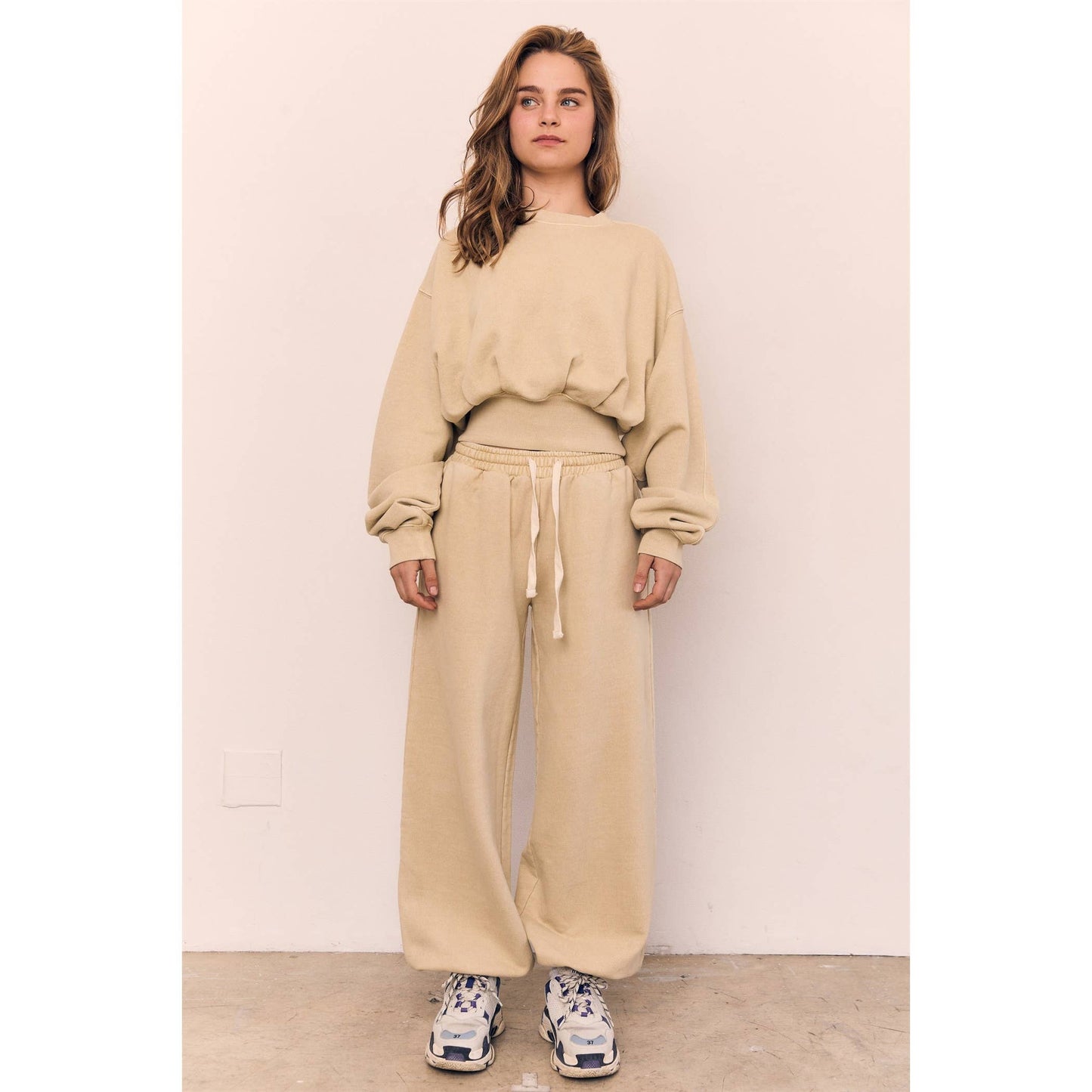 Acid Wash Wide Jogger Pants: BLACK