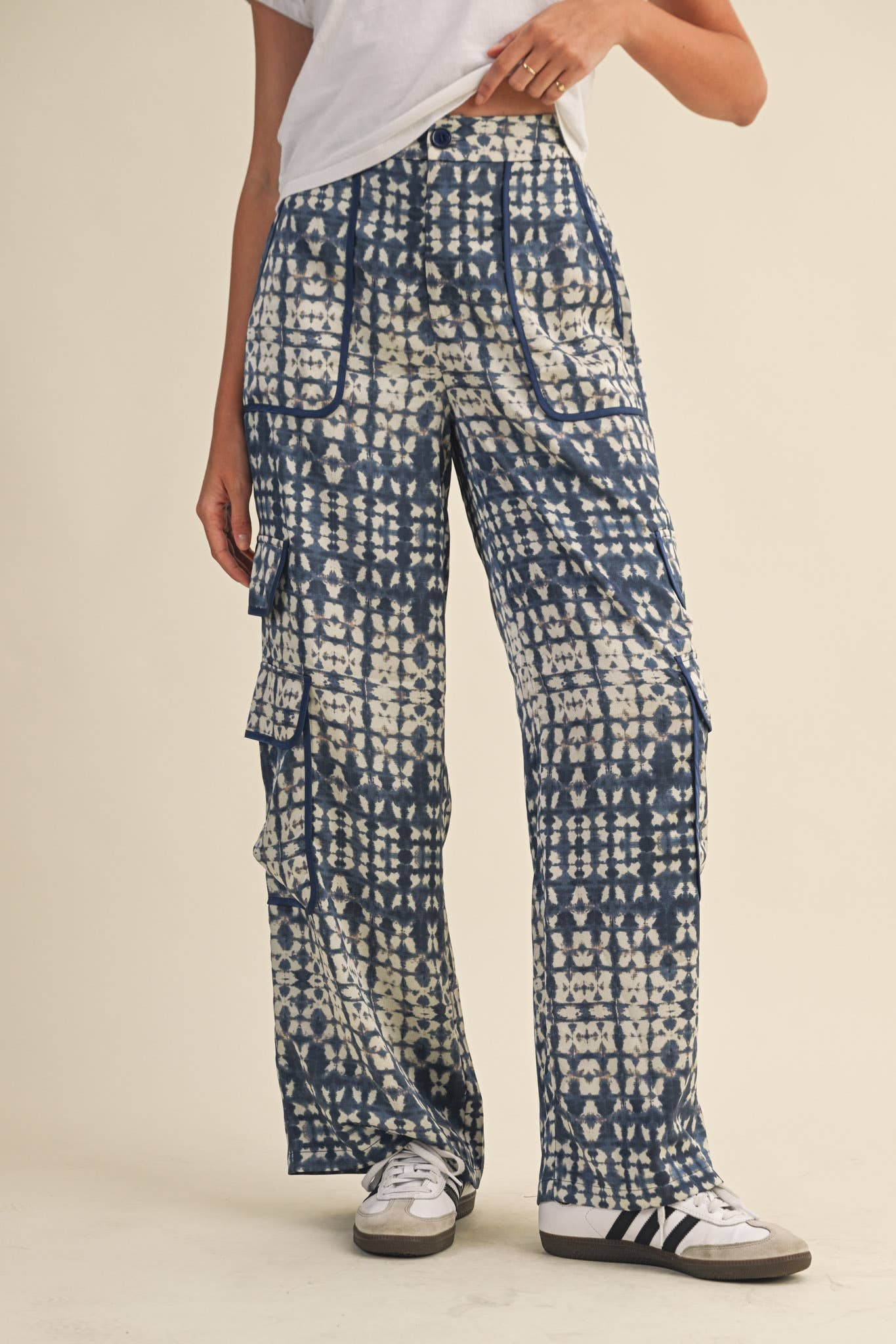SATIN PRINTED WIDE LEG CARGO PANTS MP4163: Denim Navy / S