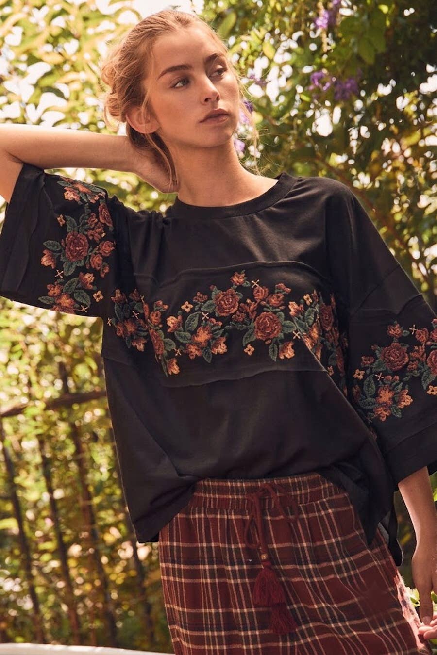 Floral Embroidered Knit Top: Black