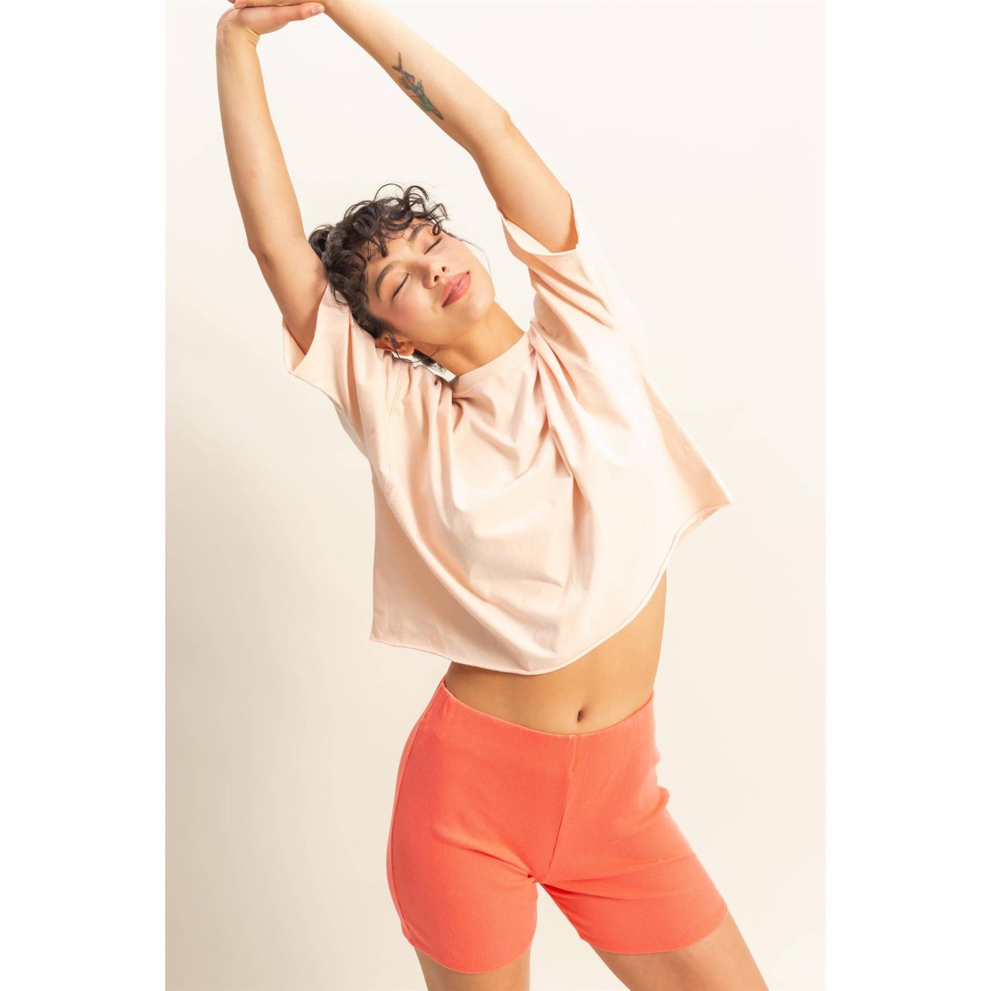 Drop Shoulder Crew Neck Wide Fit Tee: OFF WHITE