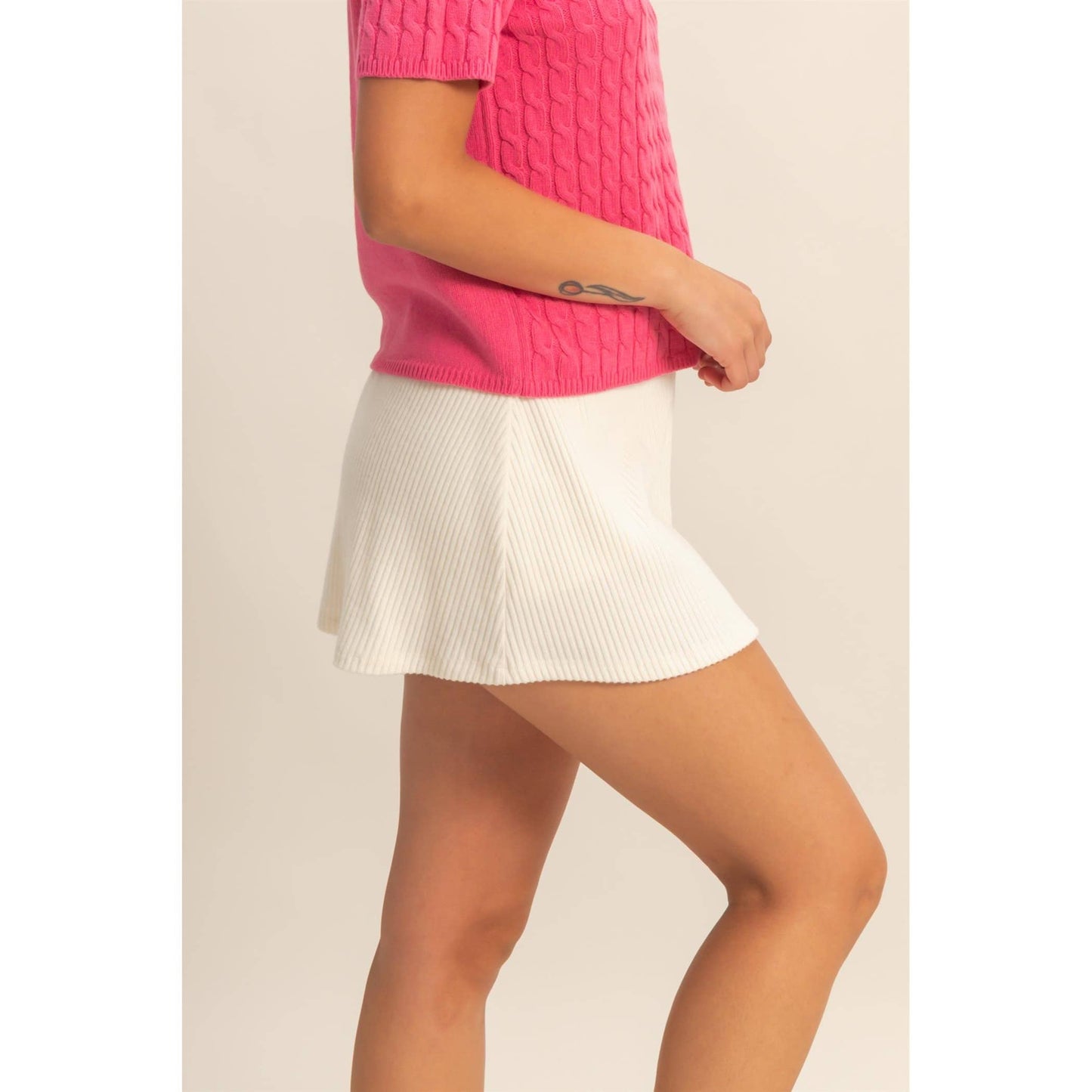 Ribbed Elastic Waist Mini Skort: BLACK