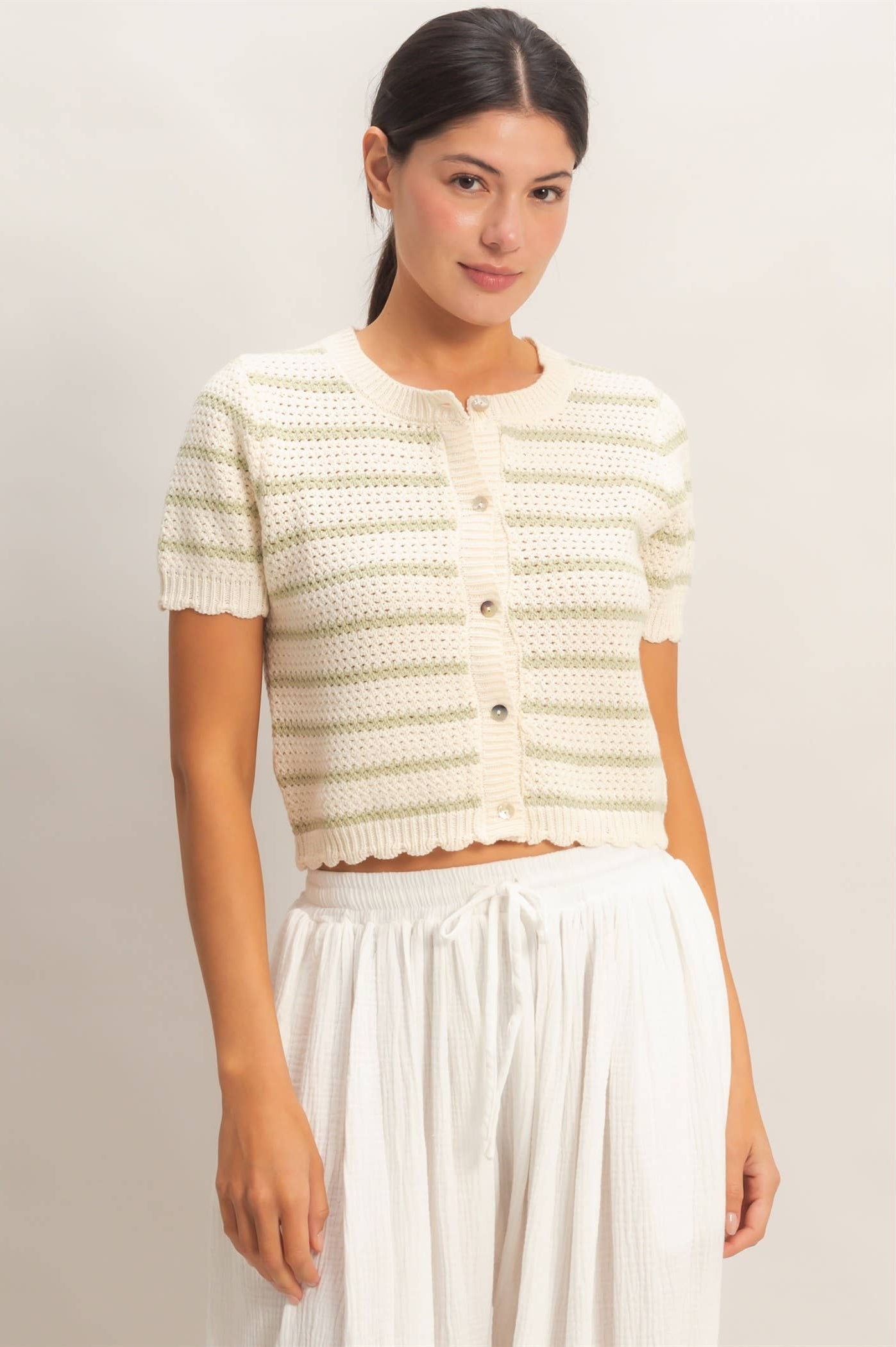 Striped Short Sleeve Cardigan With Scallop Edge: BLACK