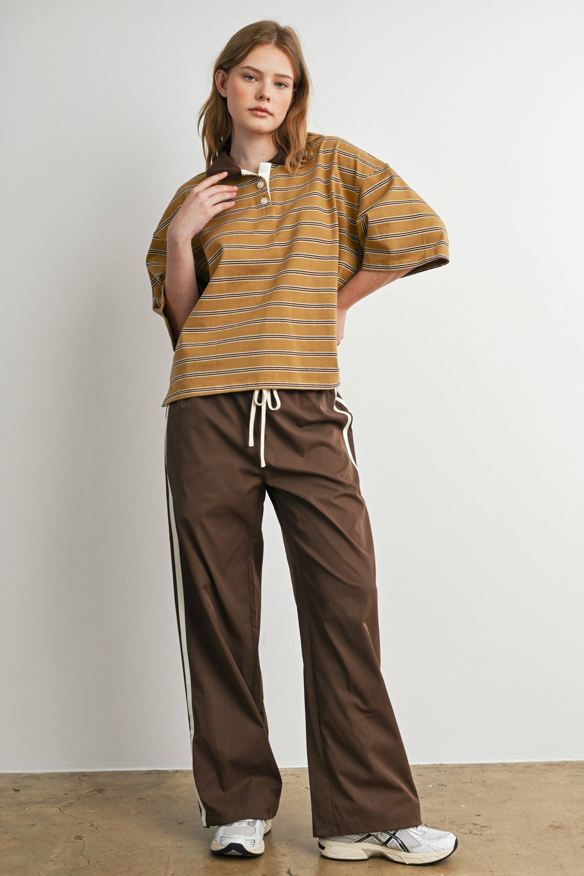Striped Drawstring Wide-Leg Pants: BROWN / WHITE