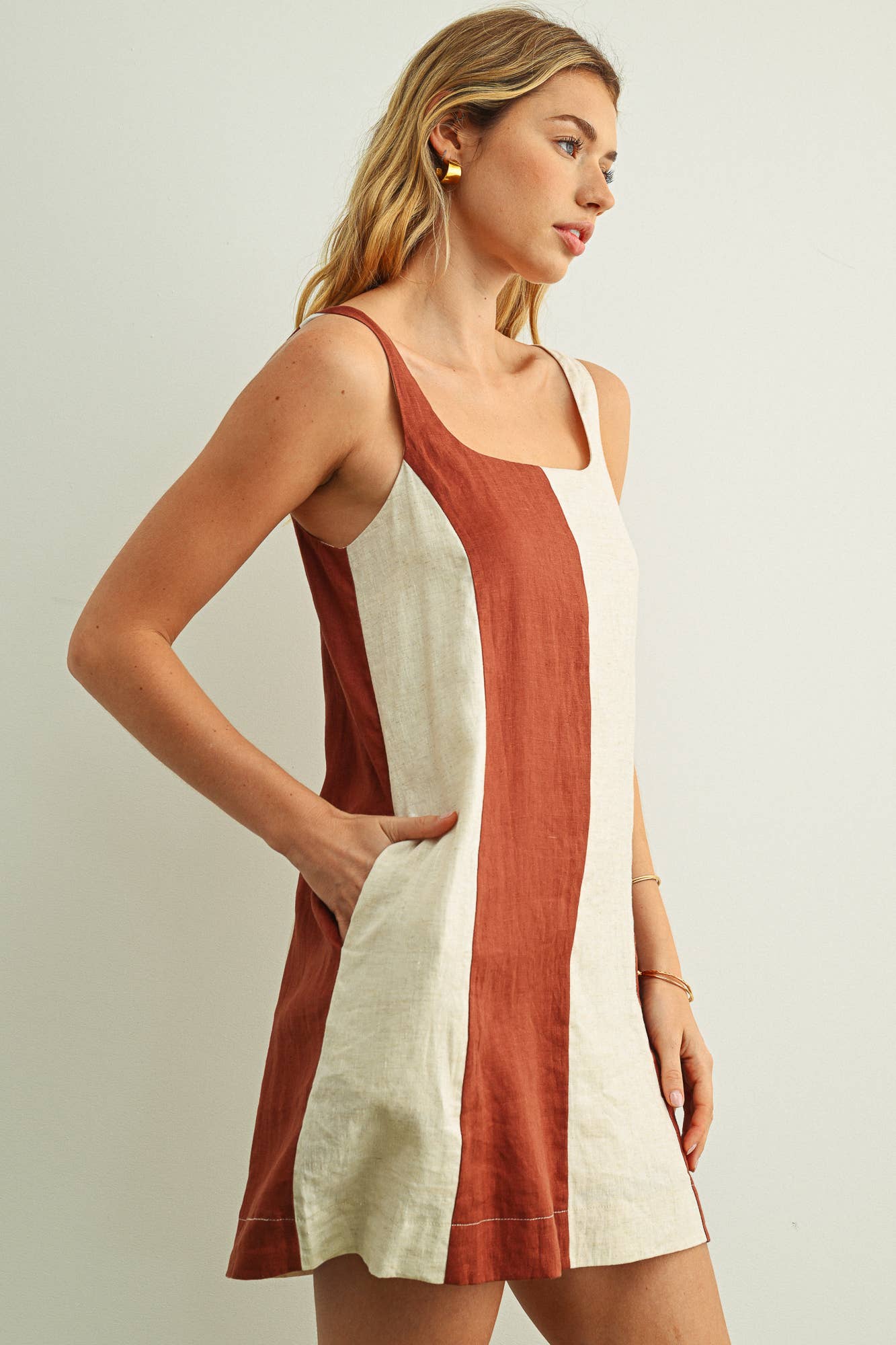 COLOR BLOCK LINEN MINI DRESS: ROSE CLAY/OATMEAL