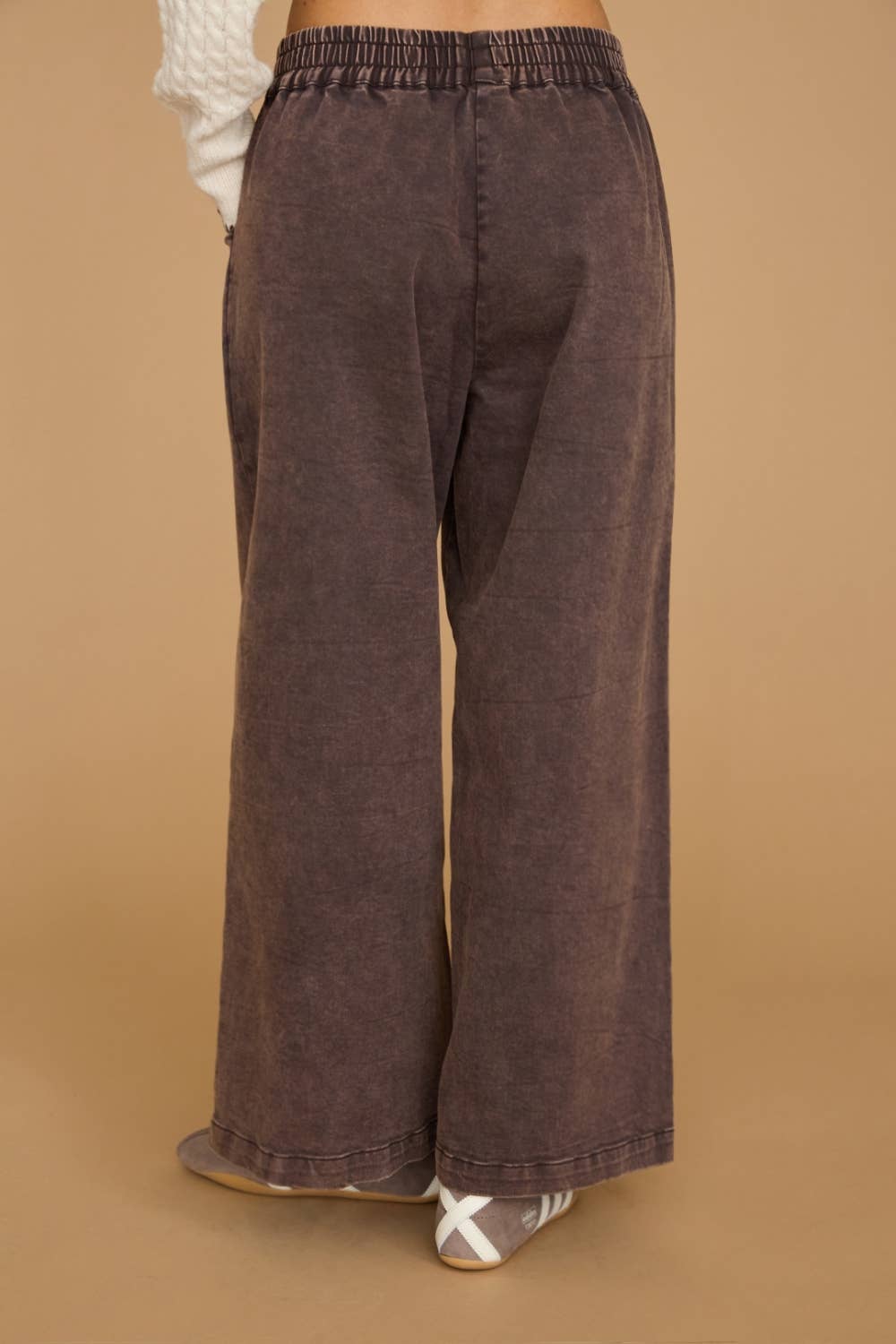 Washed Pull On Wide Leg Pants: CHOCOLATE