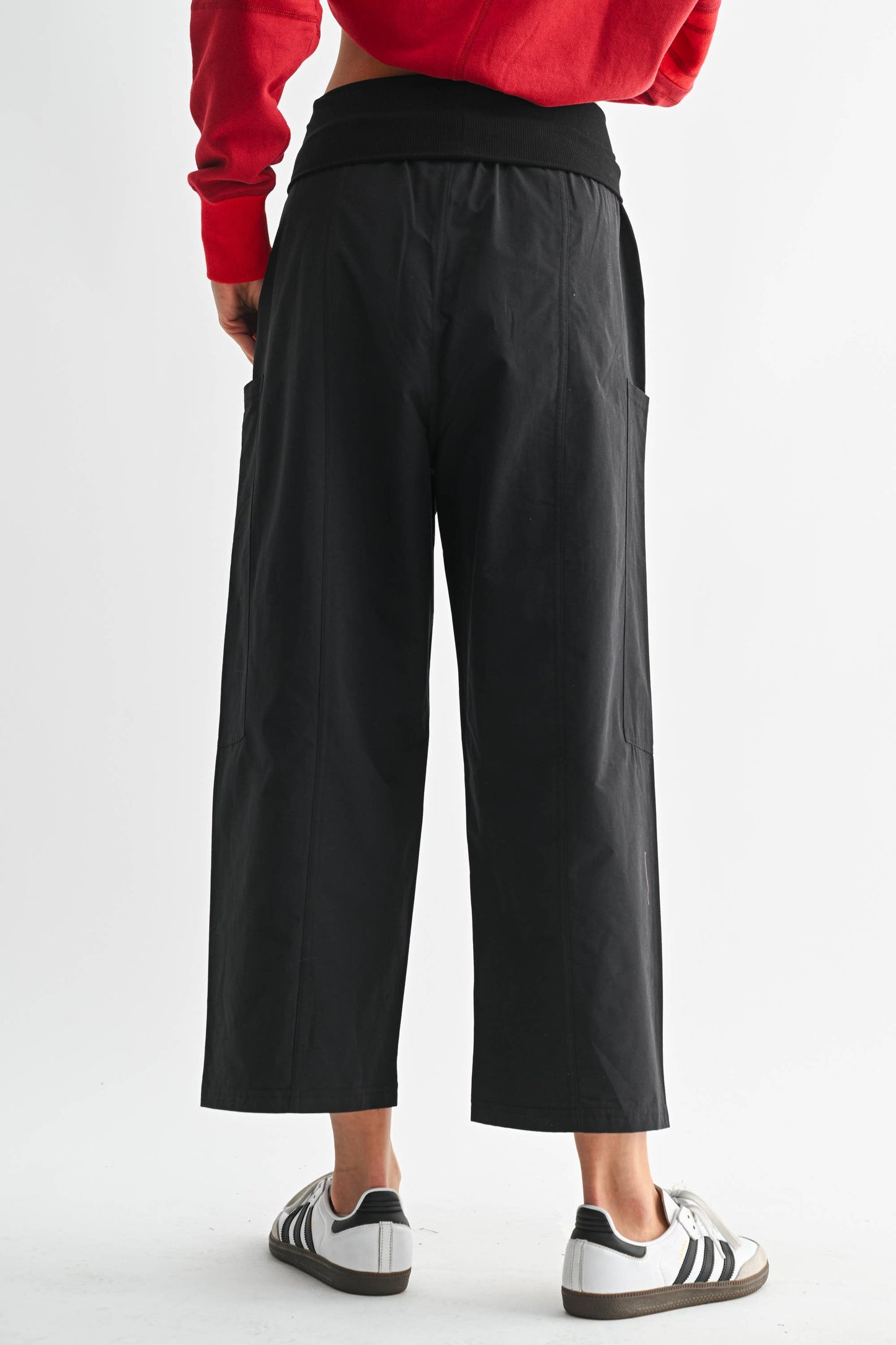Voyager Wide Leg Cropped Pants: Black
