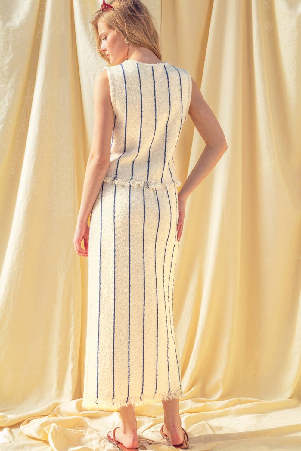 STRIPED STRAIGHT SKIRT WITH TESEEL HEM: NAVY STRIPE