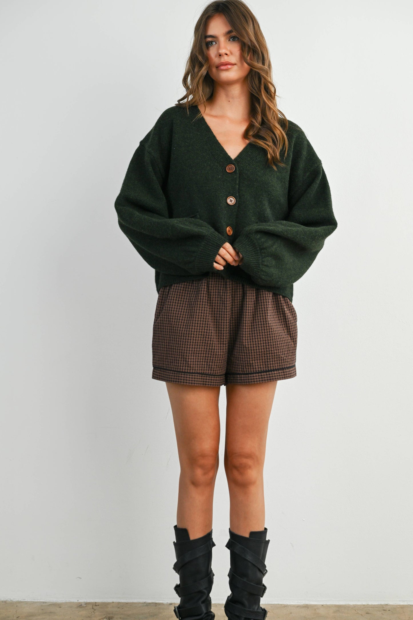 Elastic High-Waisted Trimmed Shorts: BROWN