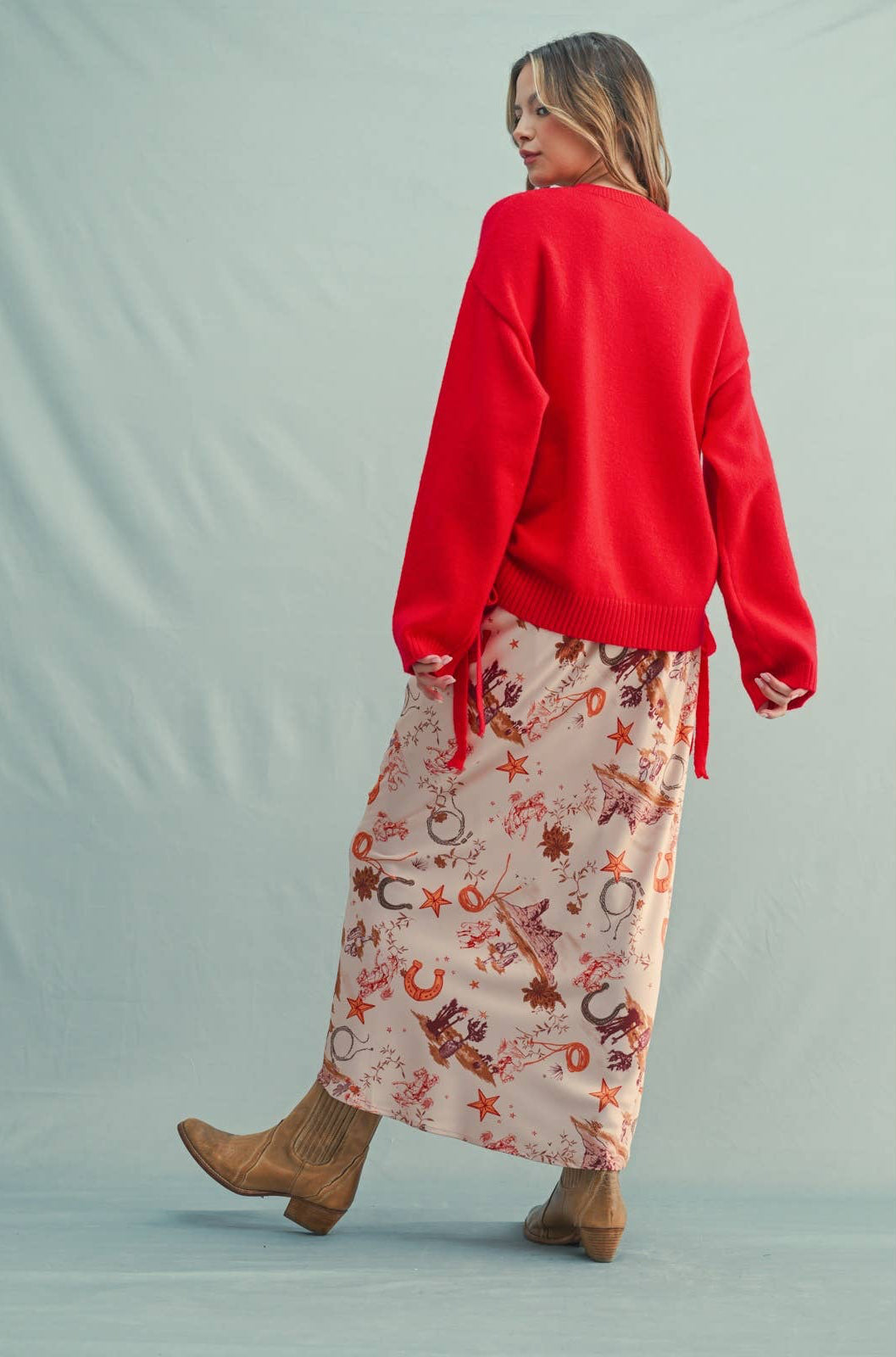 DROP SHOULDER SIDE RUCHED SWEATER: RED