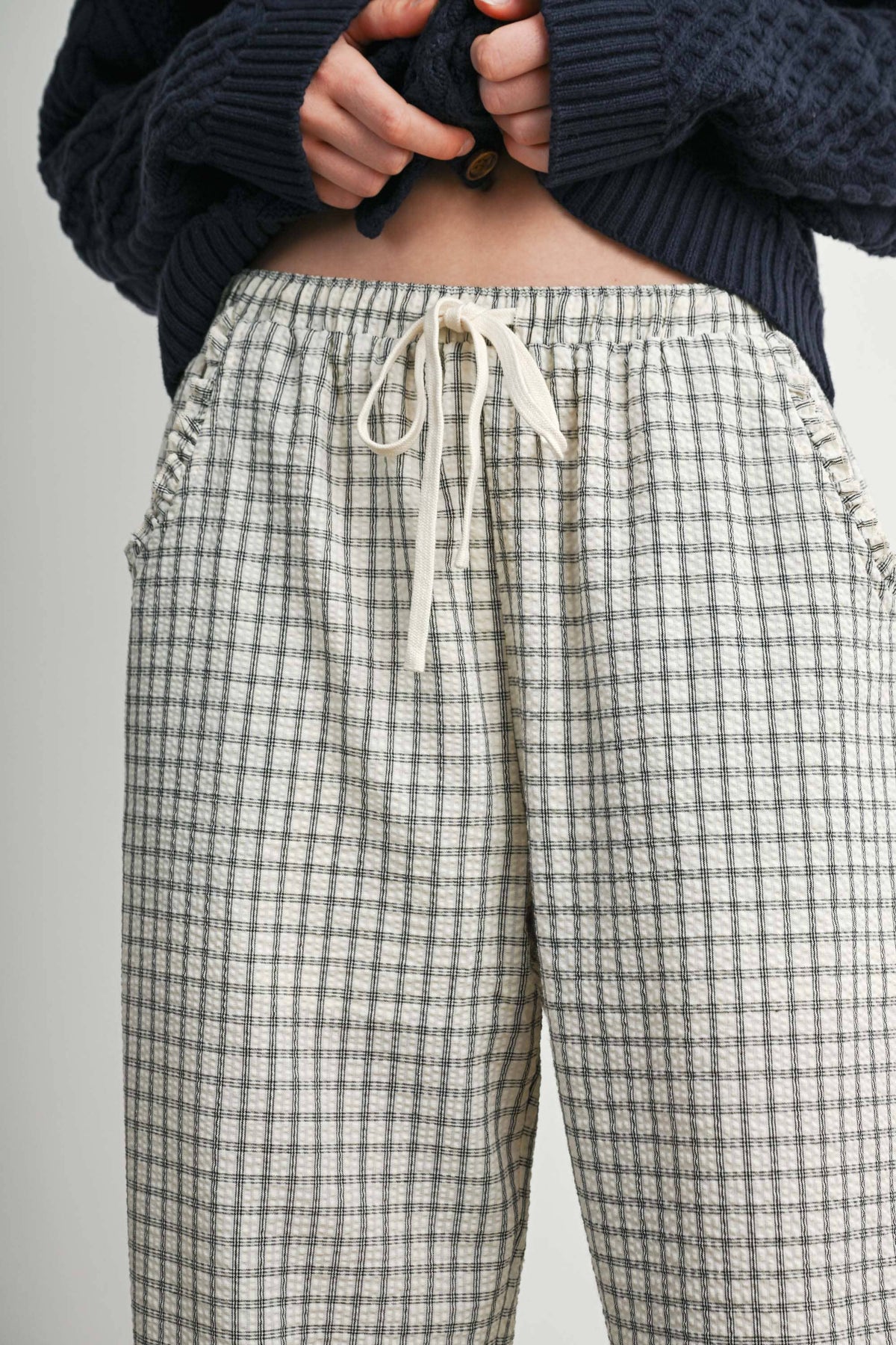 Gingham Drawstring Wide Leg Pants: IVORY