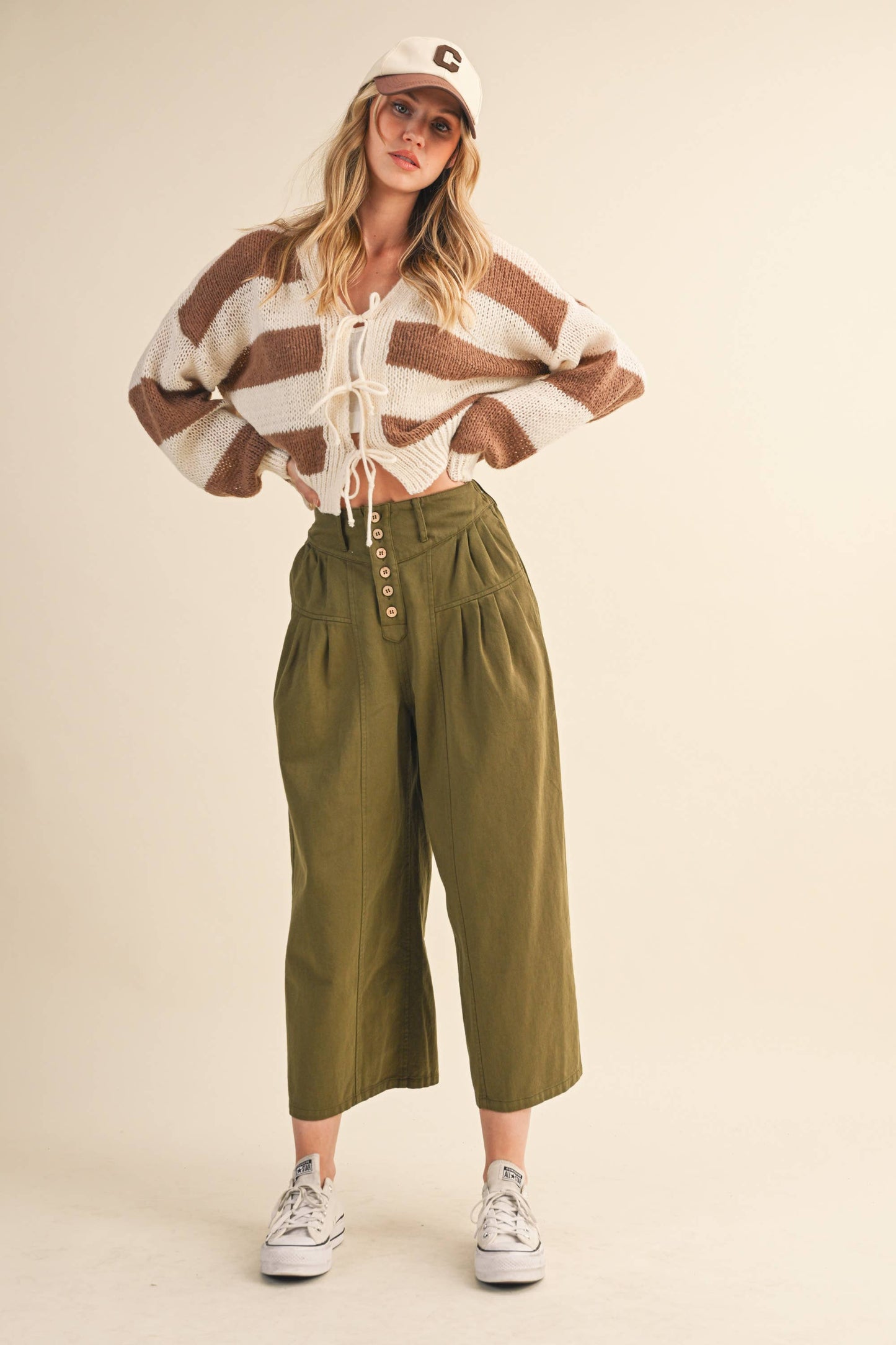 COTTON TWILL HIGH WAIST CROPPED WIDE LEG PANTS: OLIVE