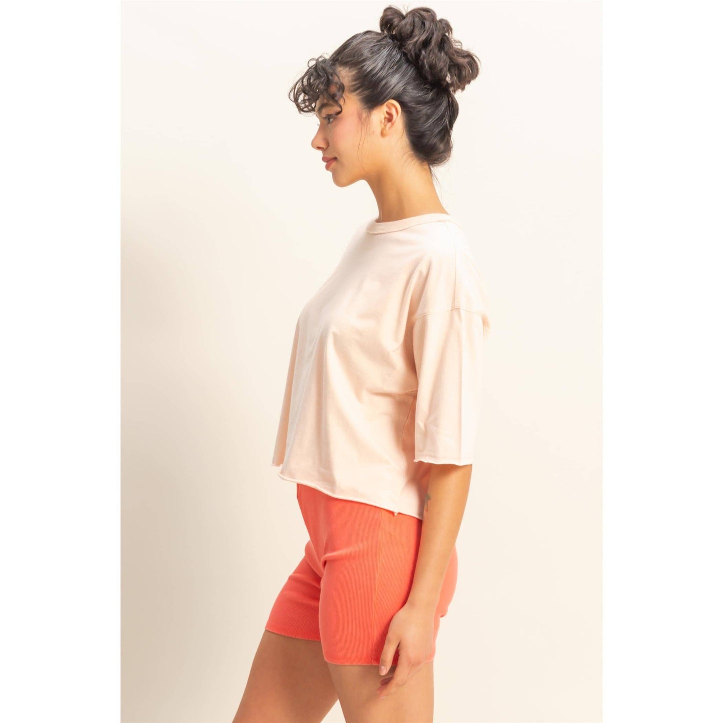 Drop Shoulder Crew Neck Wide Fit Tee: OFF WHITE