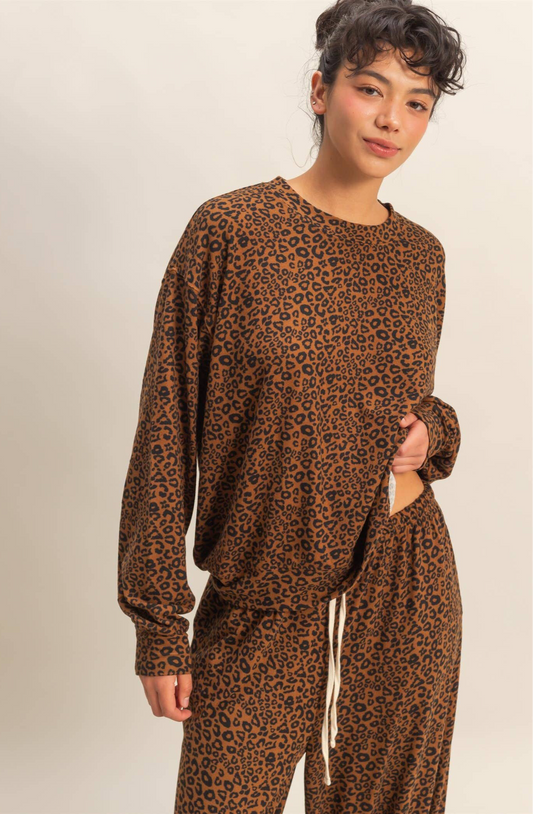 Soft Fabric Leopard Lounge Sweatshirt: BROWN