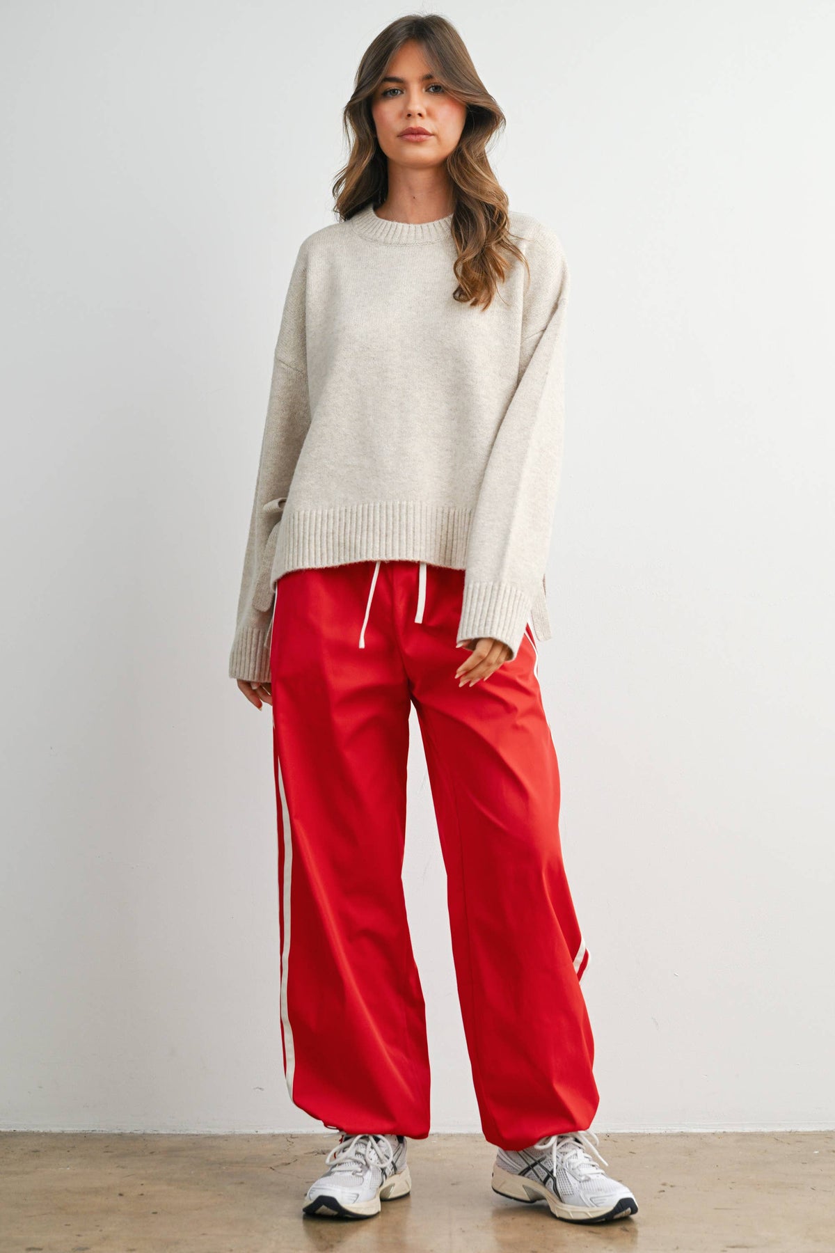 Striped Drawstring Wide-Leg Cuffed Pants: RED / WHITE