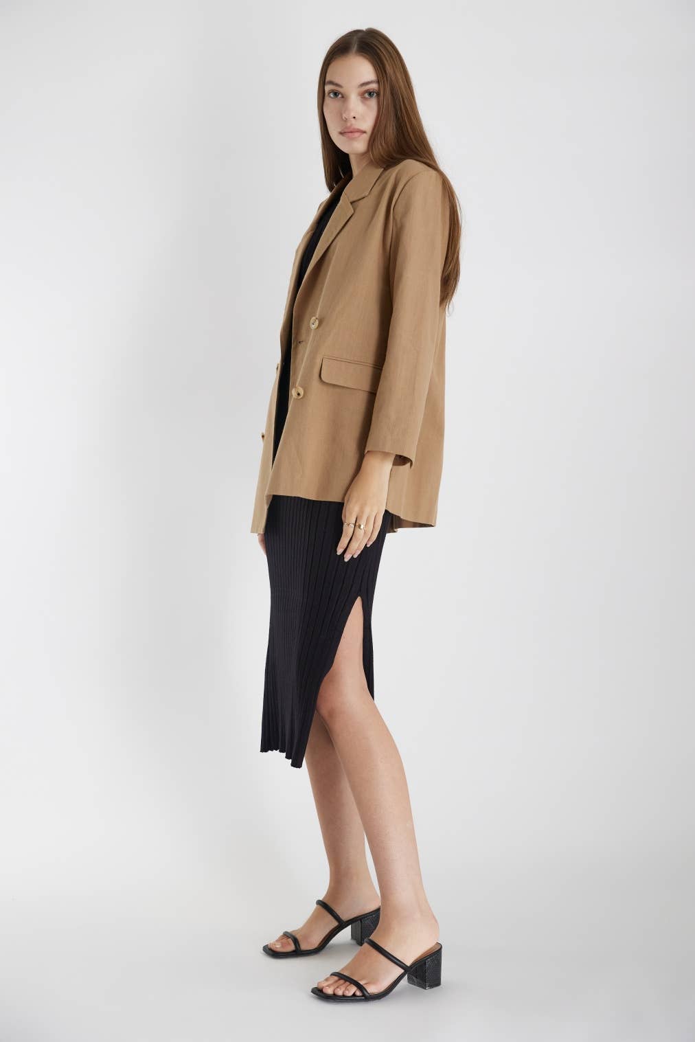 The Arla Jacket | Oversized Linen Blazer: TAUPE / SMALL