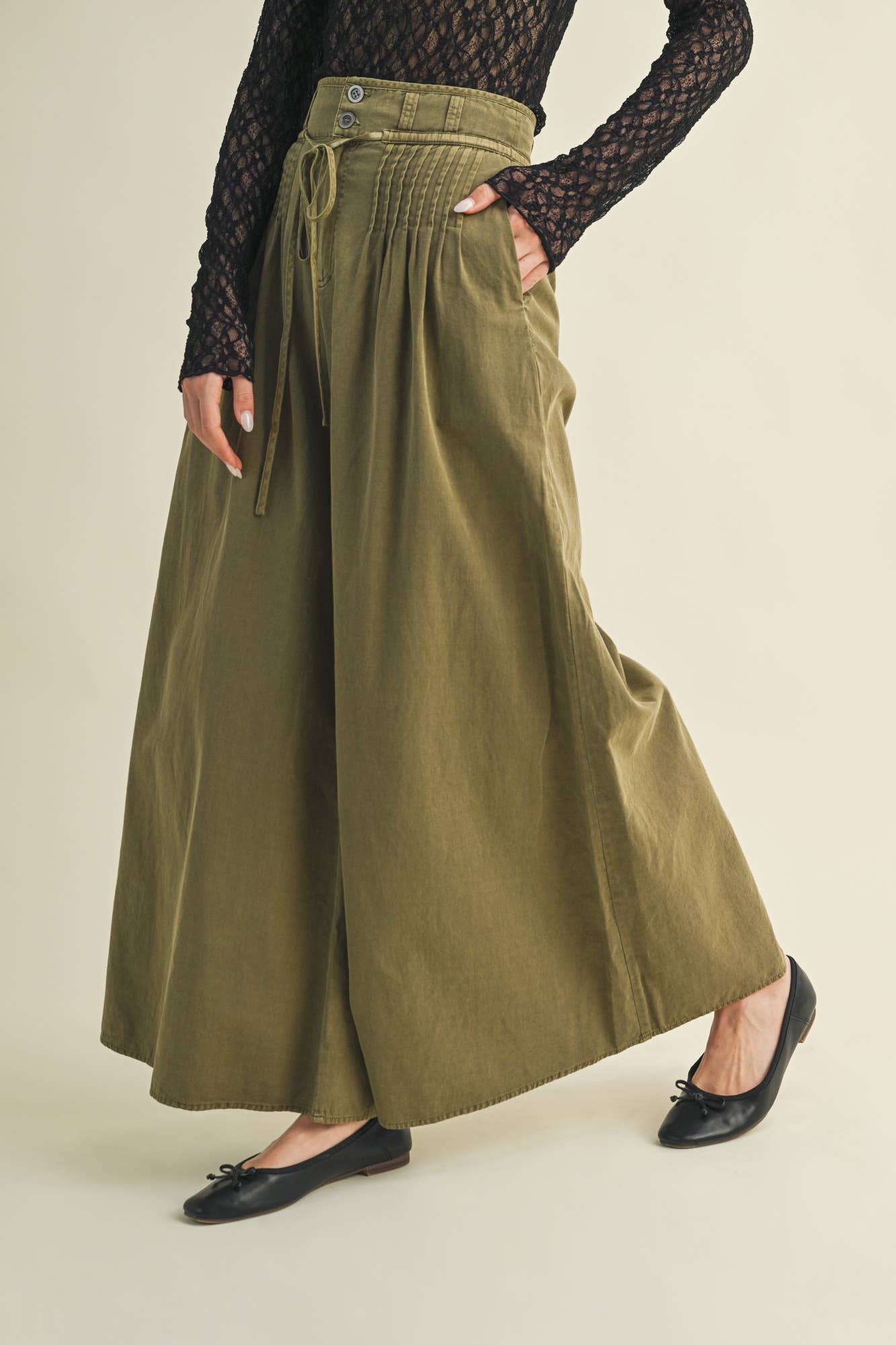 PINTUCK WIDE LEG PATNS: OLIVE