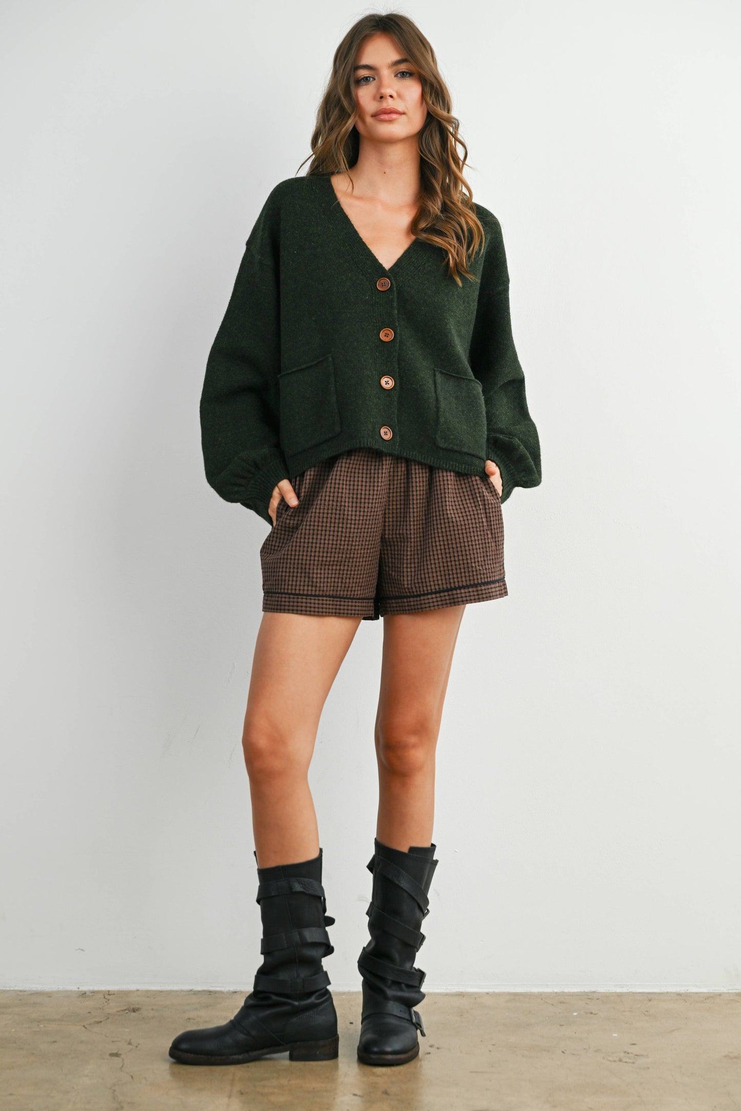 Elastic High-Waisted Trimmed Shorts: BROWN