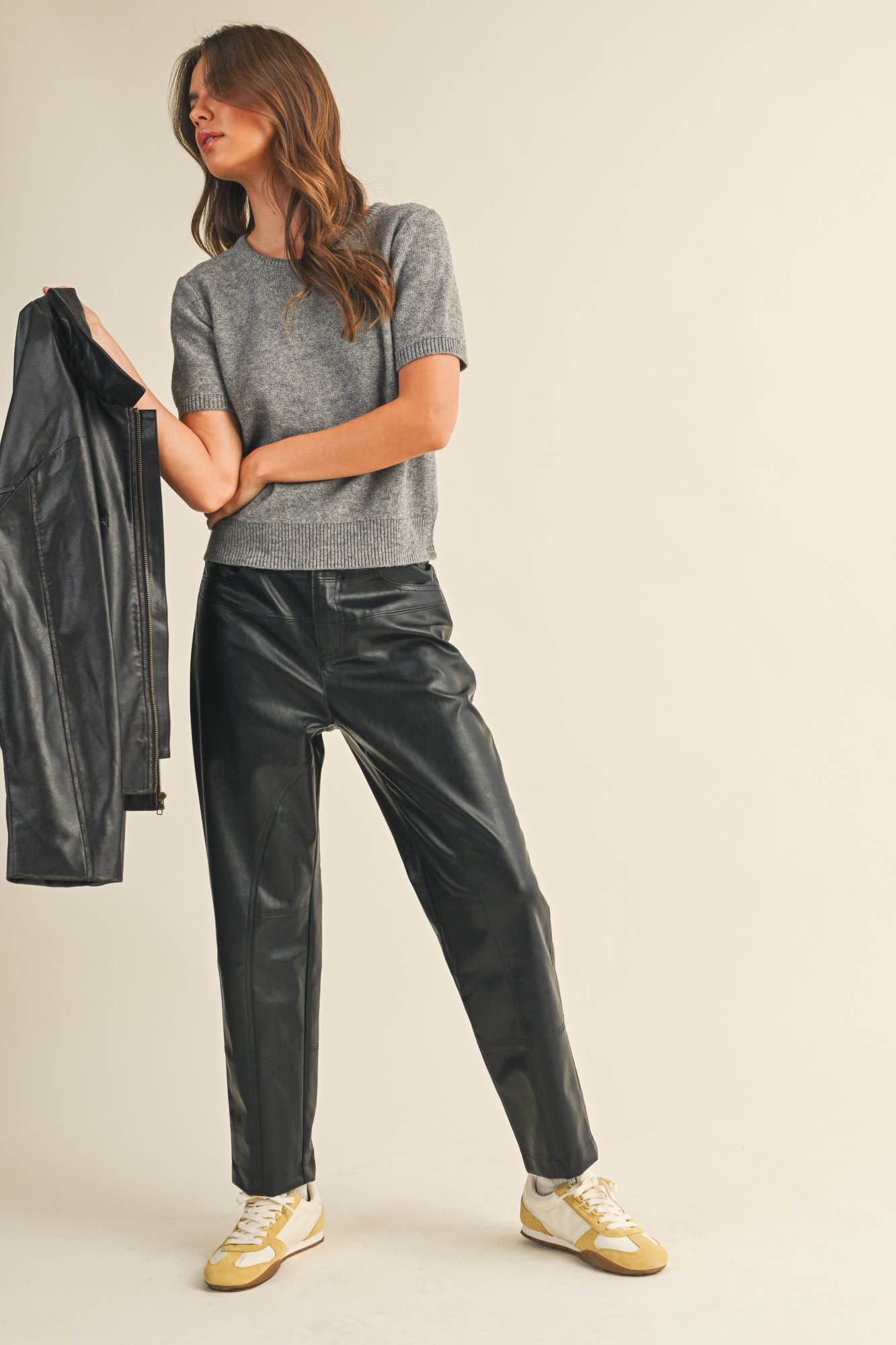 SHORT SLEEVE CREW NECK SWEATER: H.GREY