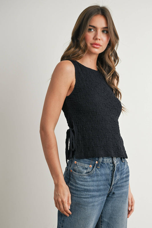 Crimson Texture Tie-Top: Black / M