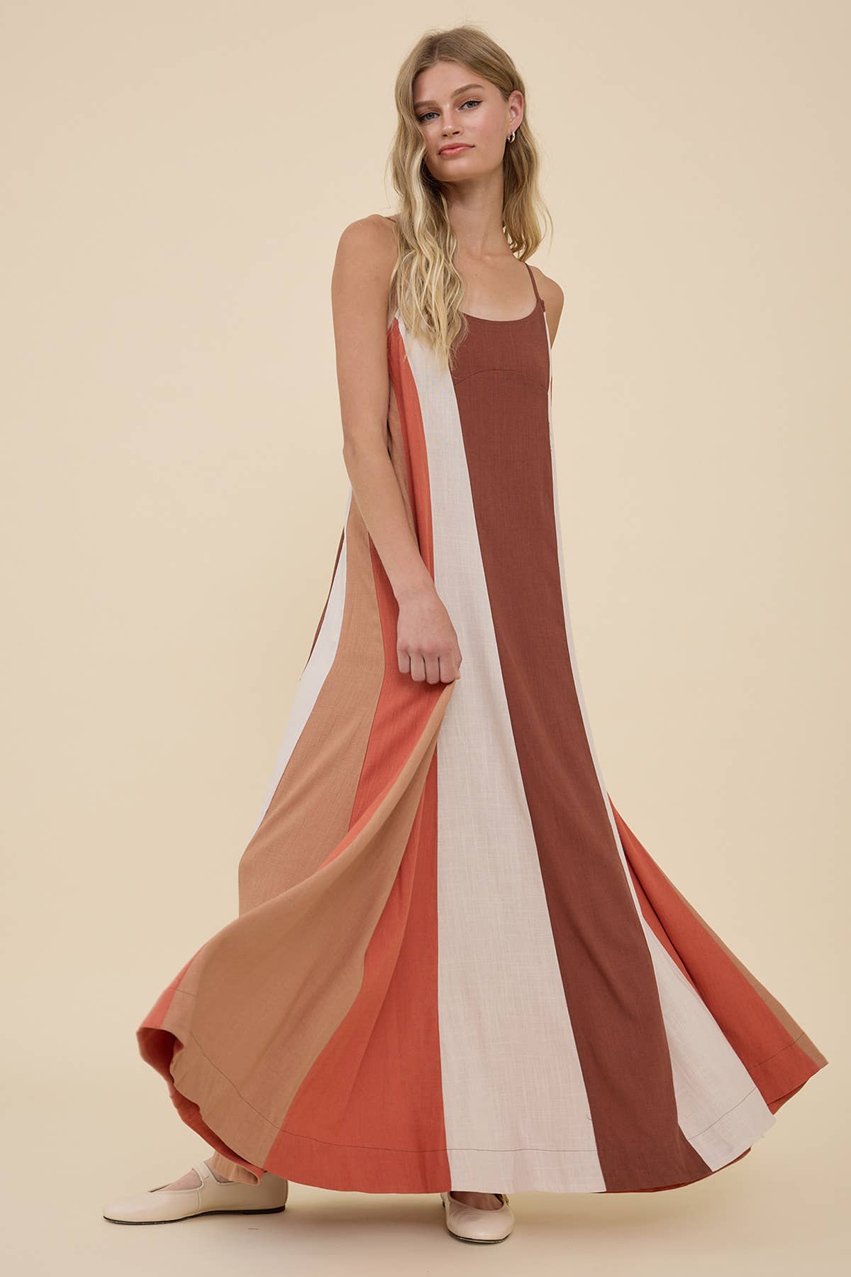 Colorblock Flowy Maxi Slip Dress: NATURAL MIX
