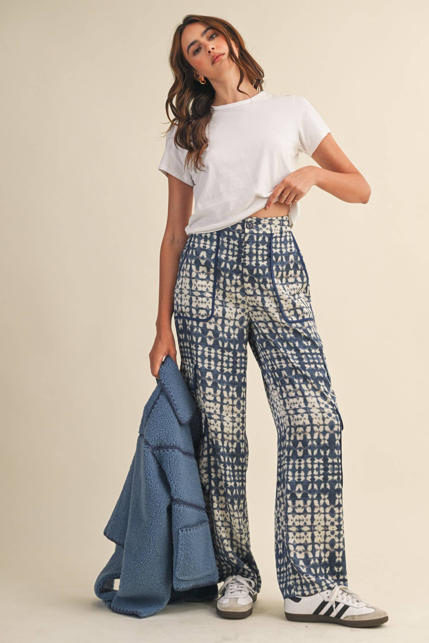 SATIN PRINTED WIDE LEG CARGO PANTS MP4163: Denim Navy / S