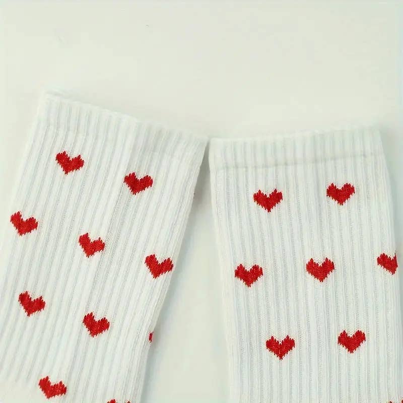 Love Pattern White Preppy Socks: White