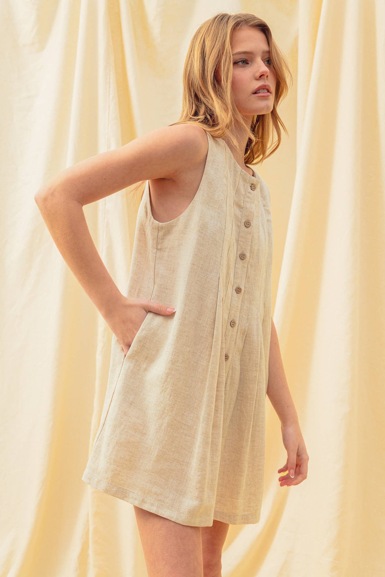 PLEATED ROMPER: OATMEAL