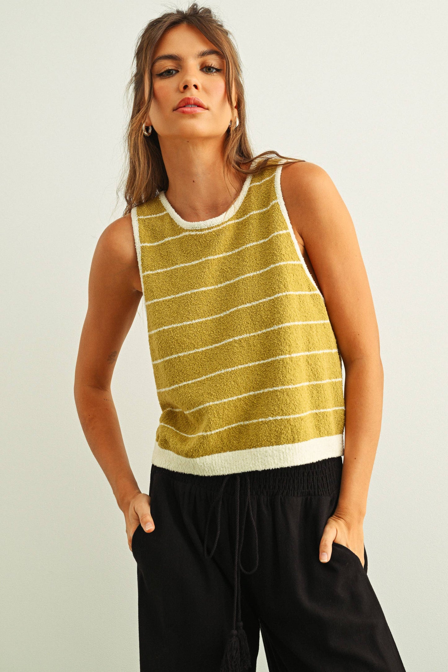 PINSTRIPED KNITTED TOP: LEMON