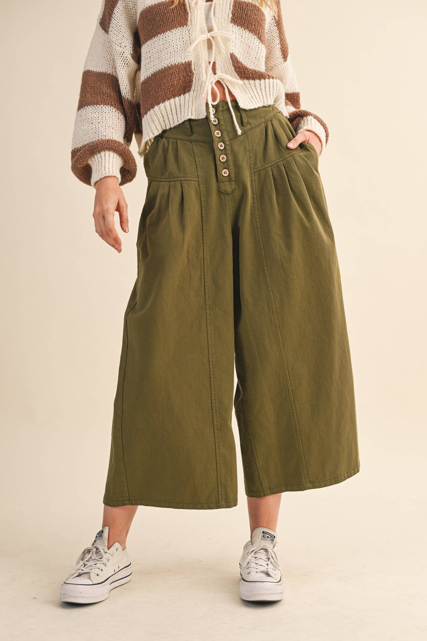 COTTON TWILL HIGH WAIST CROPPED WIDE LEG PANTS: OLIVE