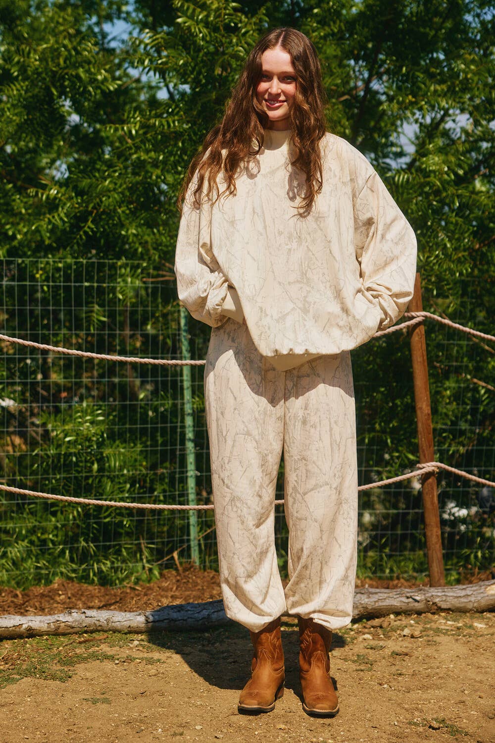 Loose Fit Banded Jogger Pants: TAUPE