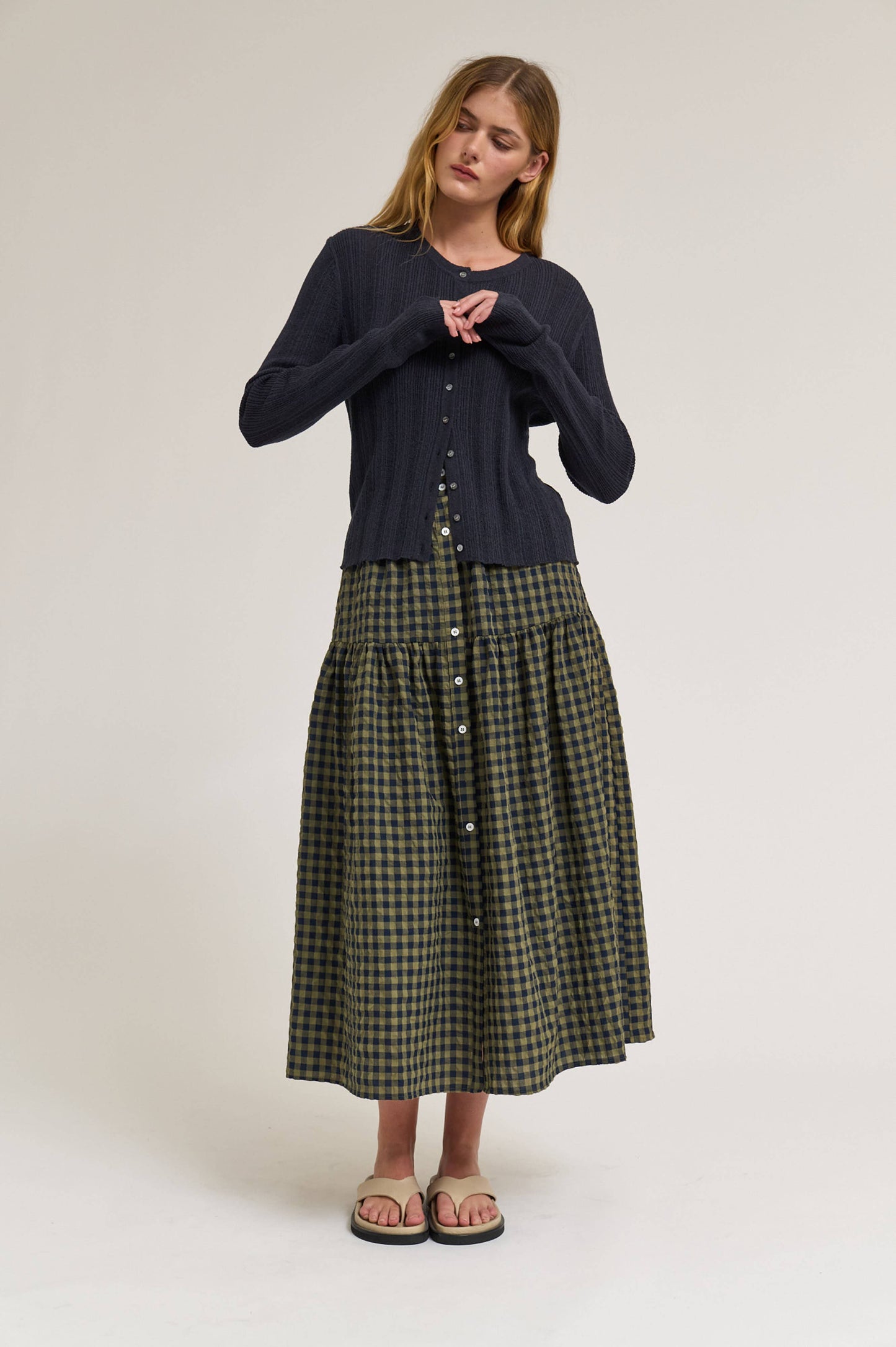 FRONT BUTTON CHECK SKIRT: OLIVE