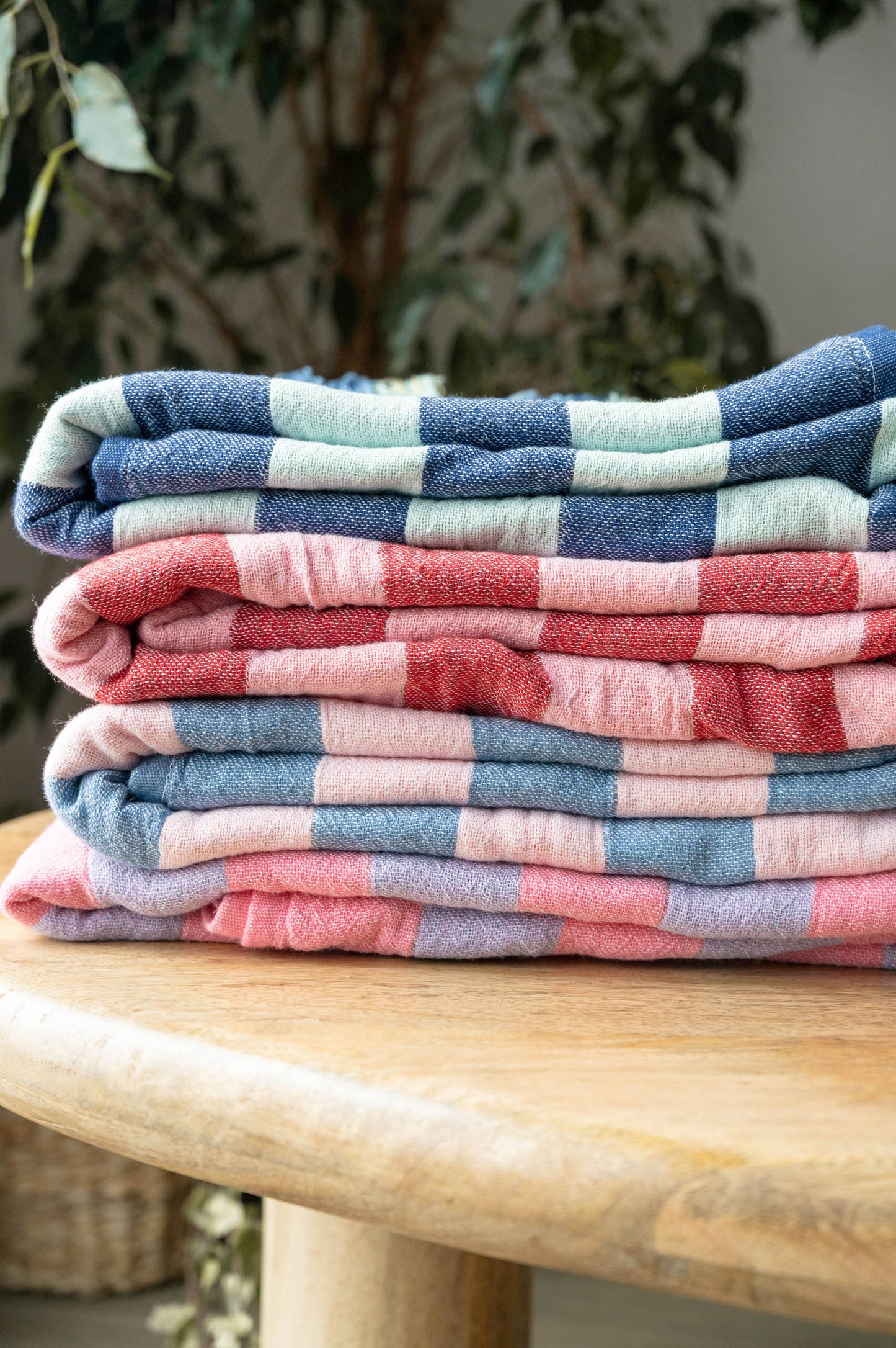 Cabana Stripe Beach Towel: Red/Pink