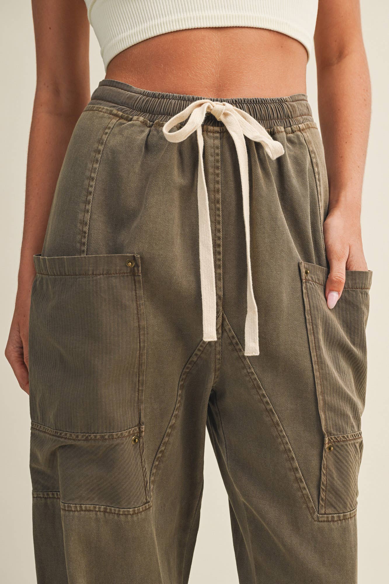 Drawstring Waist Wide Leg Utility Trouser: BURNT MOSS