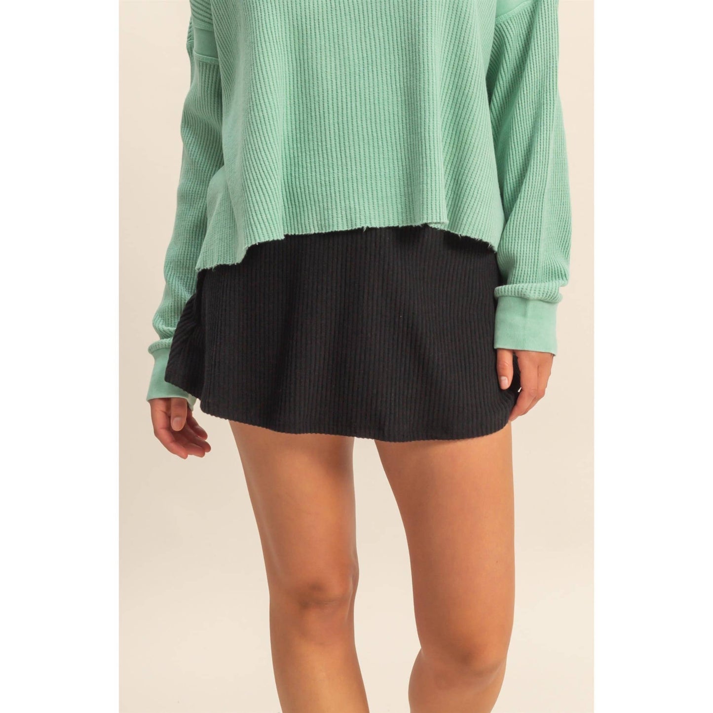Ribbed Elastic Waist Mini Skort: BLACK