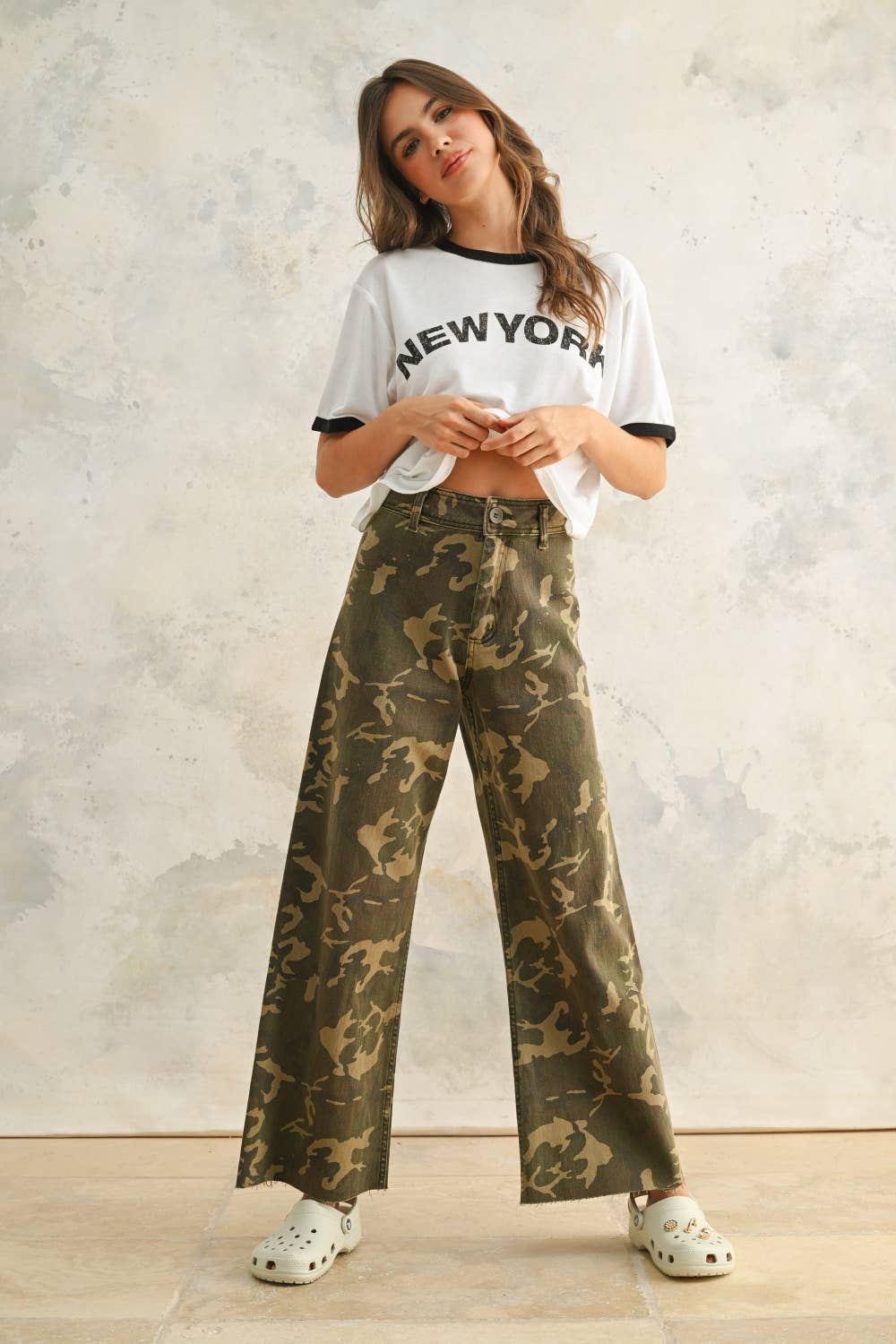 CAMOUFLAGE PRINT STRETCH PANTS: CAMOUFLAGE