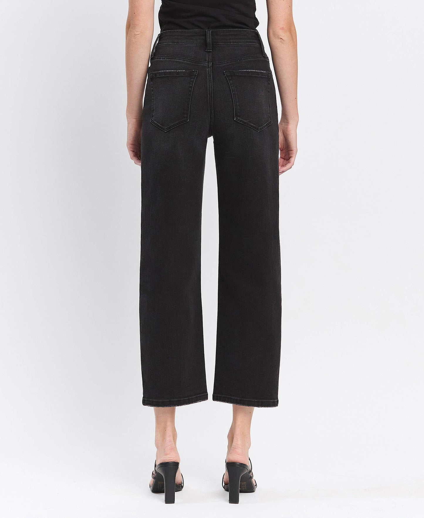 SUPER HIGH RISE WIDE BARREL JEANS: BLACK